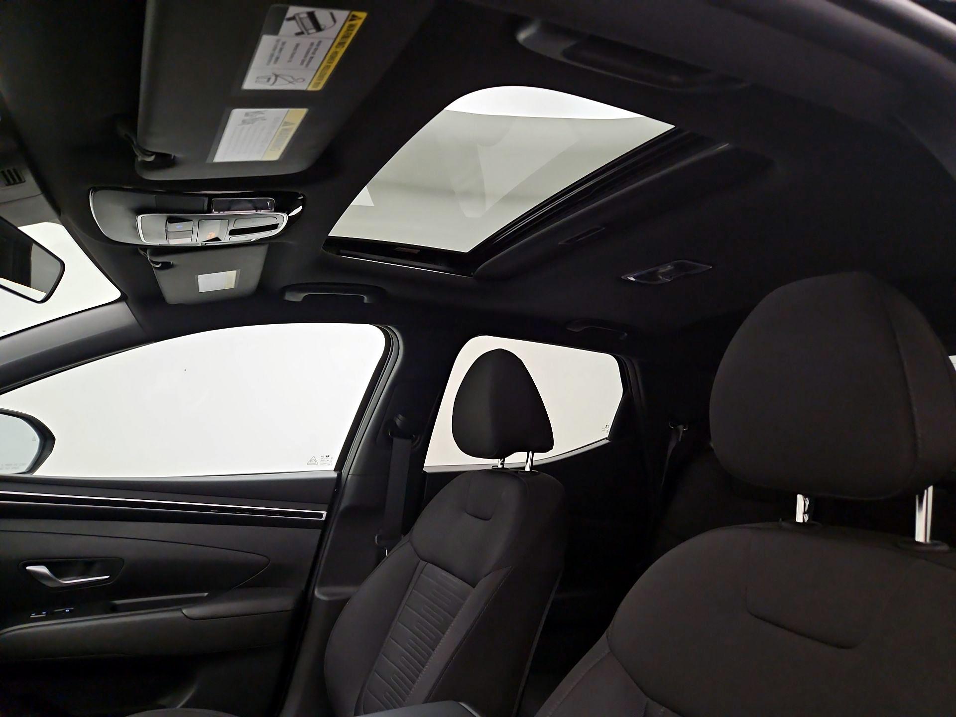 Thumbnail: 2022 Hyundai Santa Cruz - 19