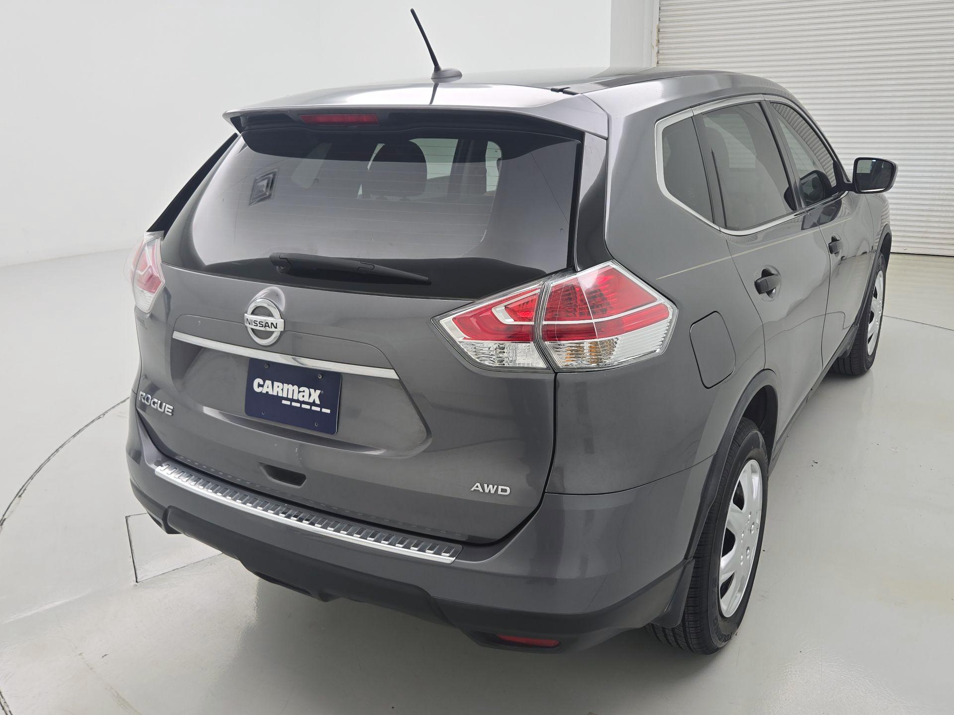 Thumbnail: 2016 Nissan Rogue - 5