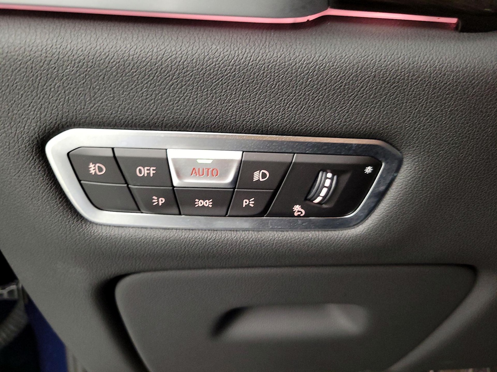 2021 BMW X6 40i - Photo 14
