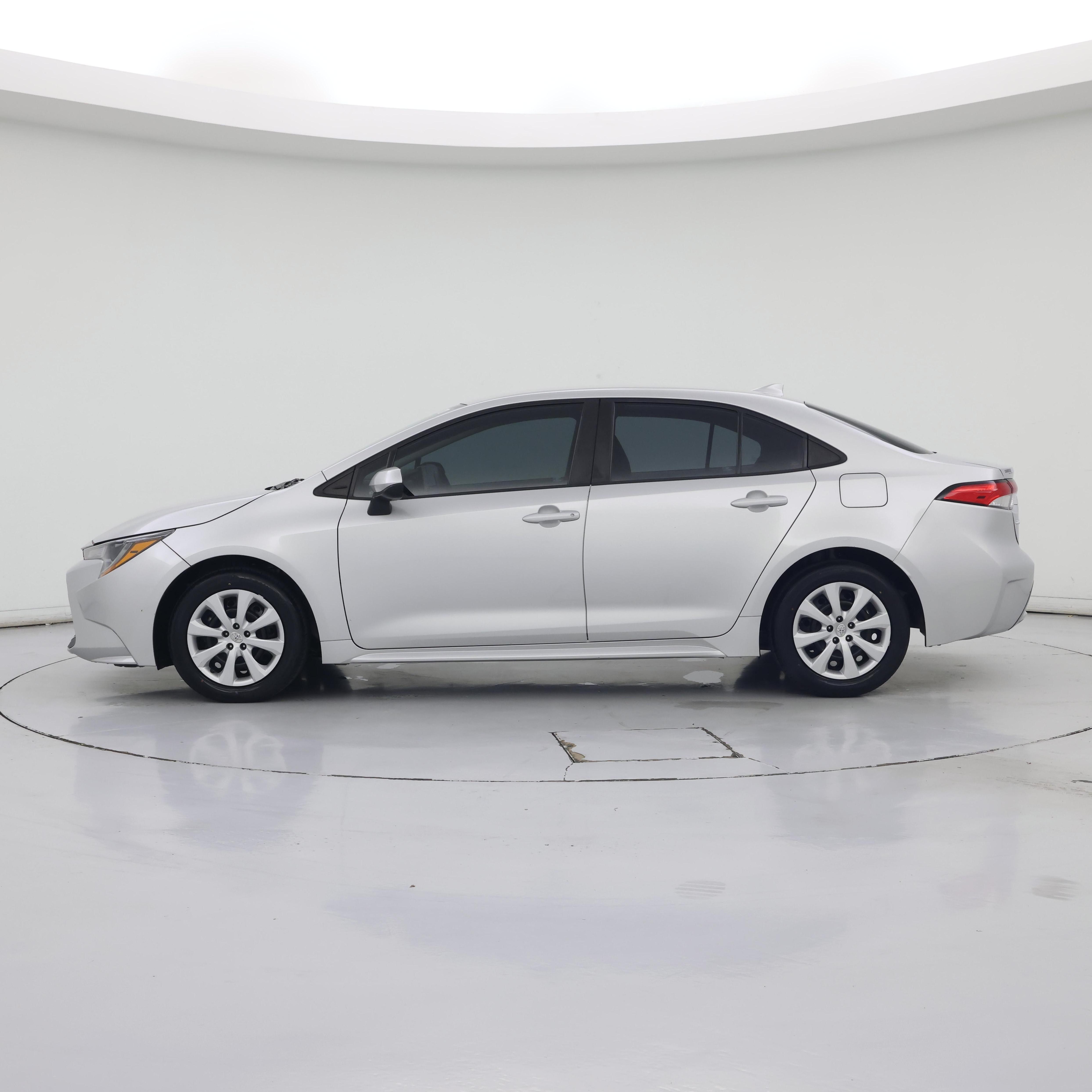 Thumbnail: 2022 Toyota Corolla - 3