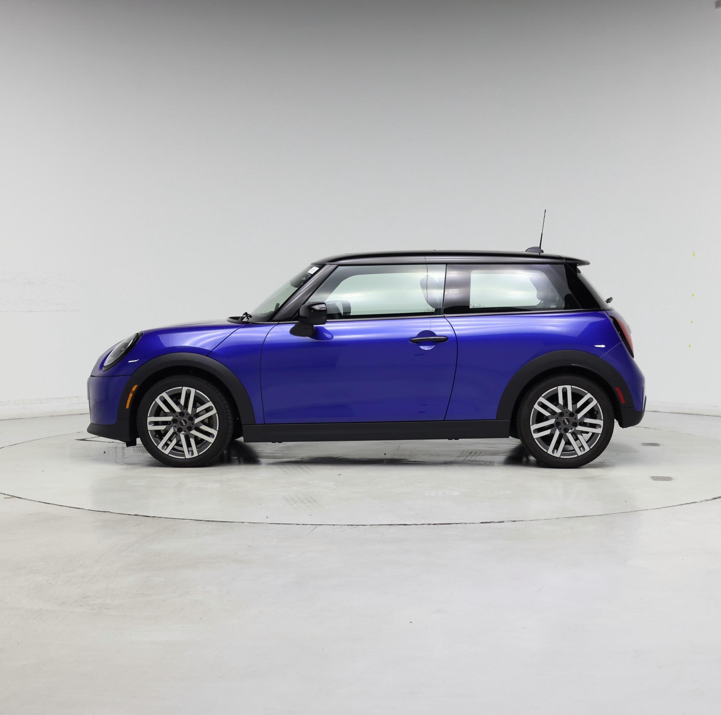 Thumbnail: 2026 MINI Cooper Hardtop - 3