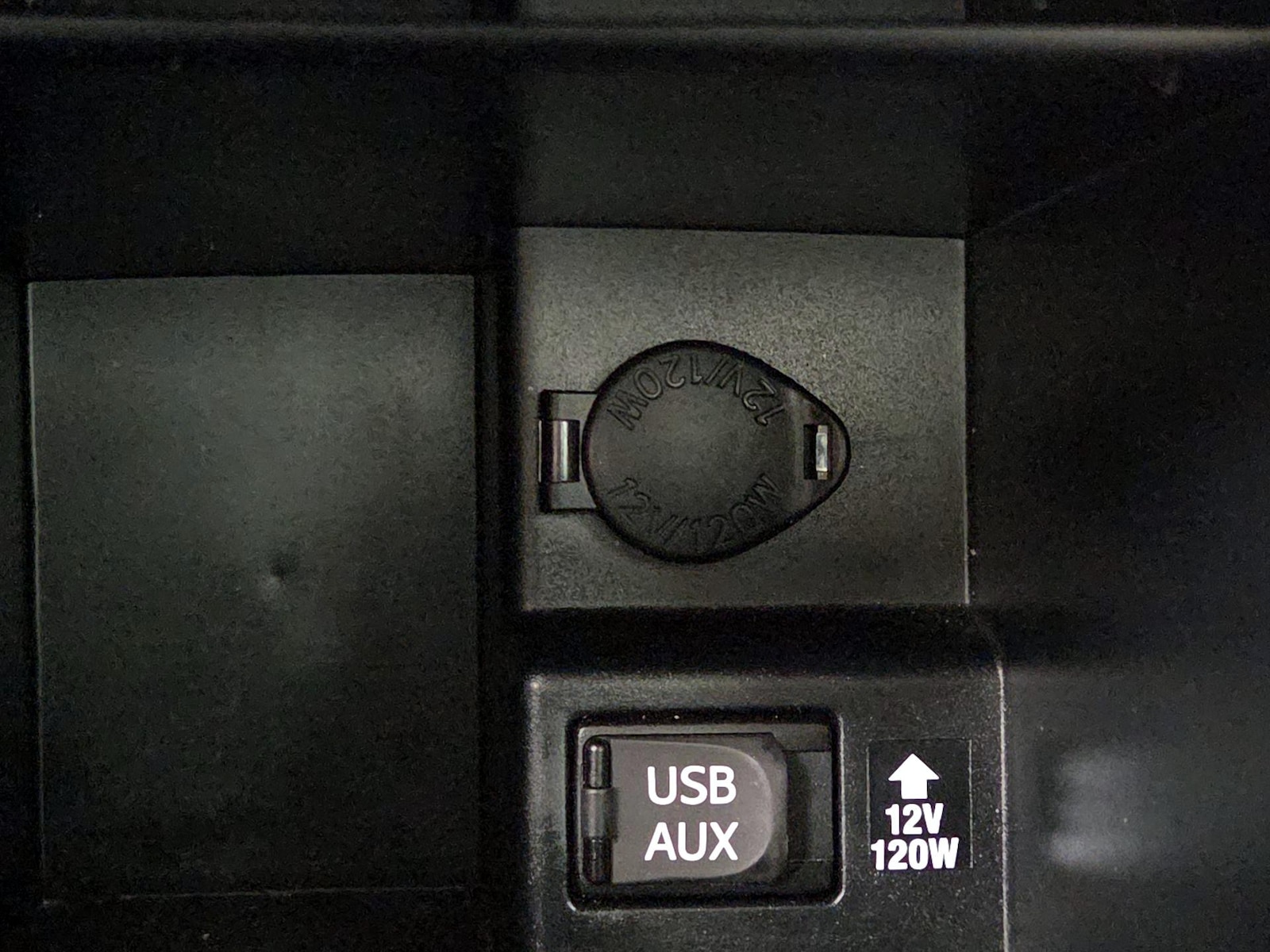 2014 Toyota Camry XLE - Photo 19