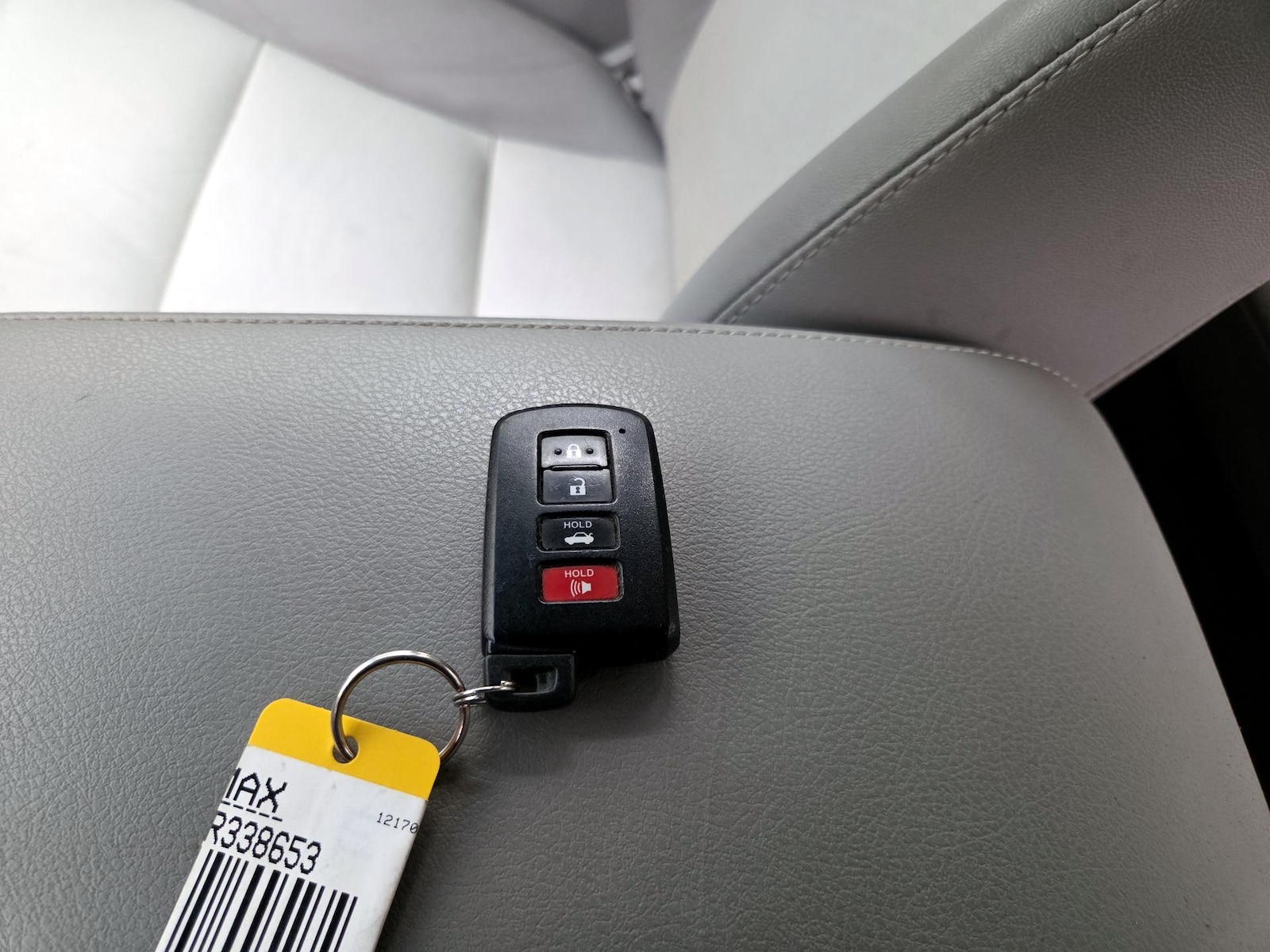 2014 Toyota Camry XLE - Photo 24