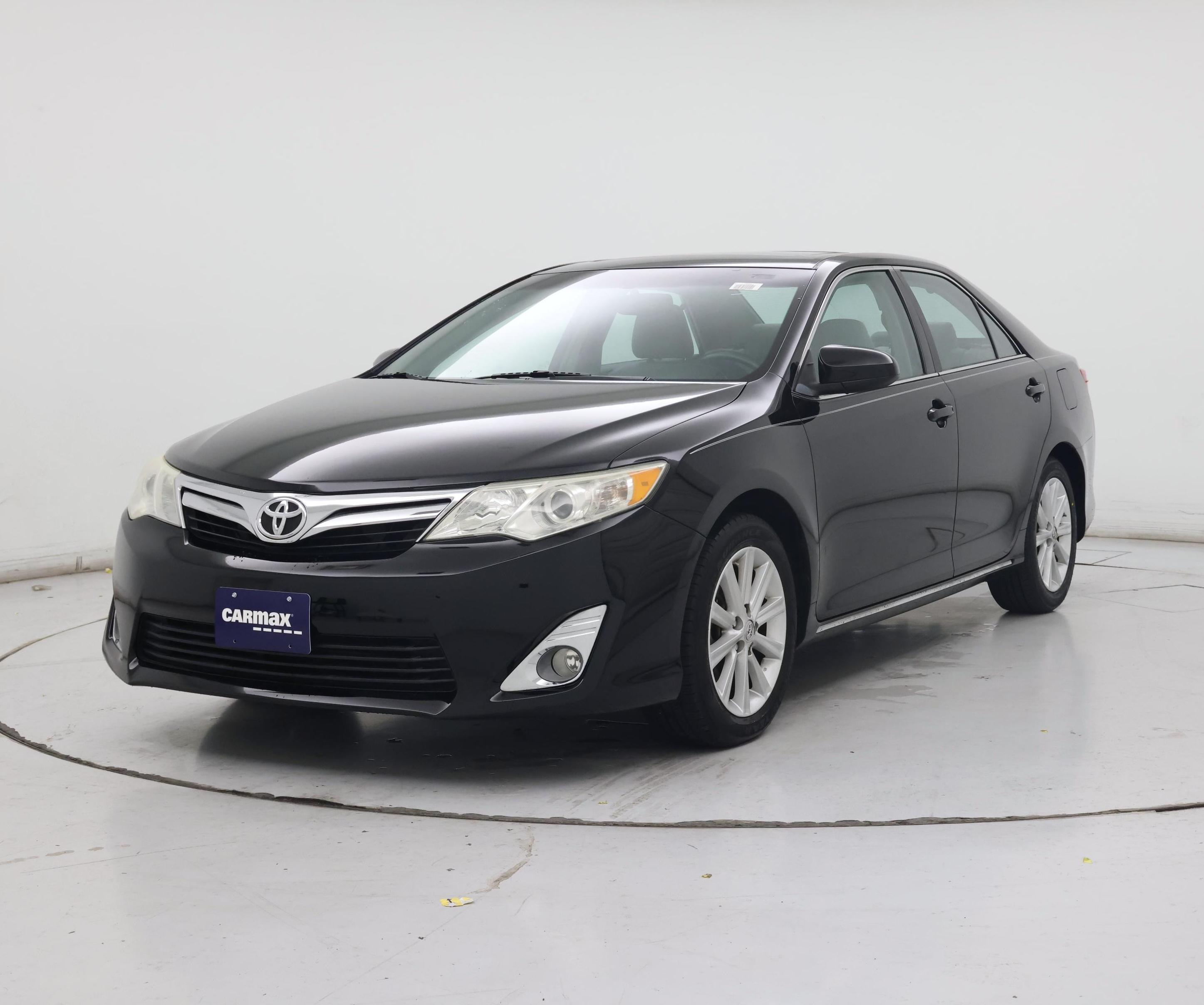 Thumbnail: 2014 Toyota Camry - 4
