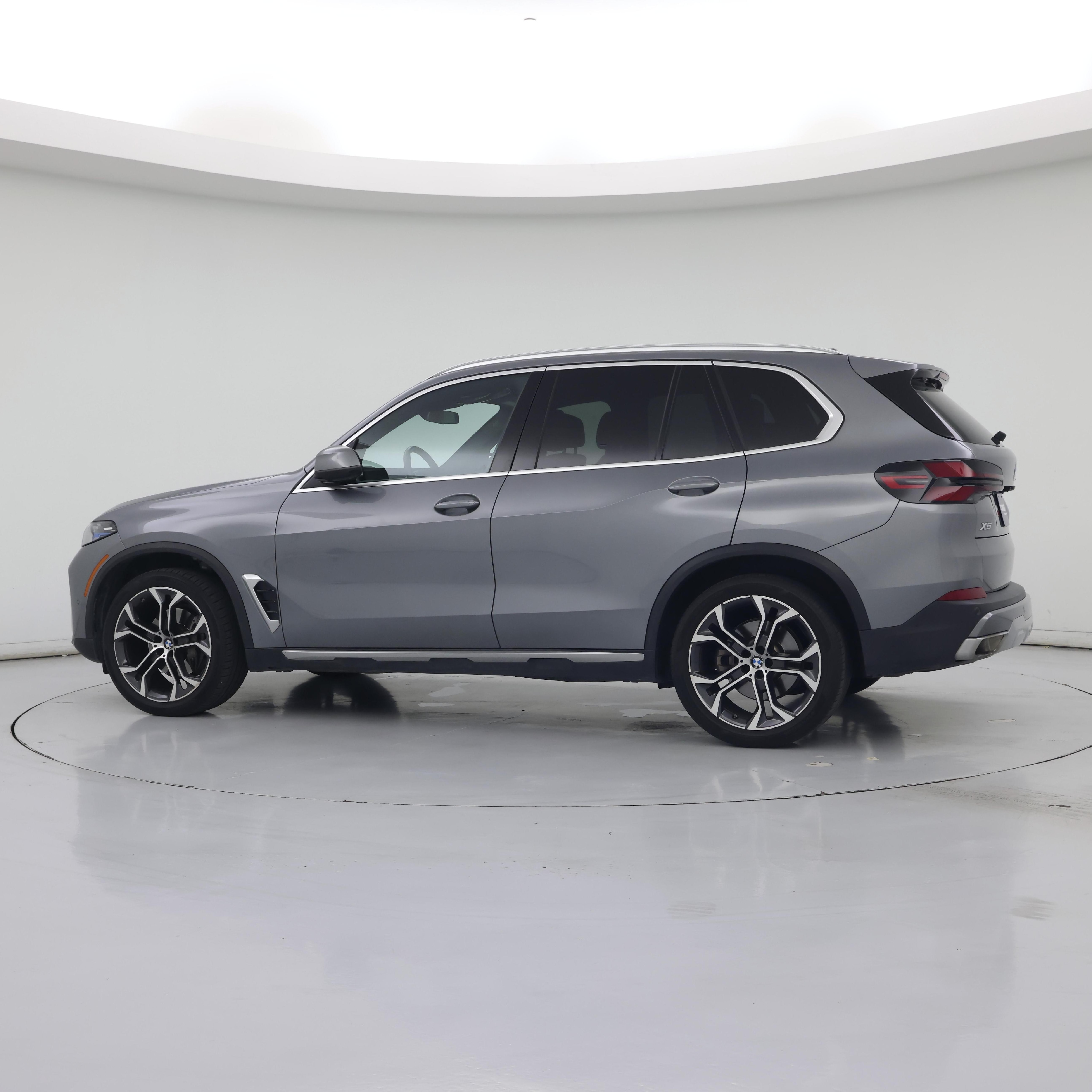 Thumbnail: 2024 BMW X5 - 5