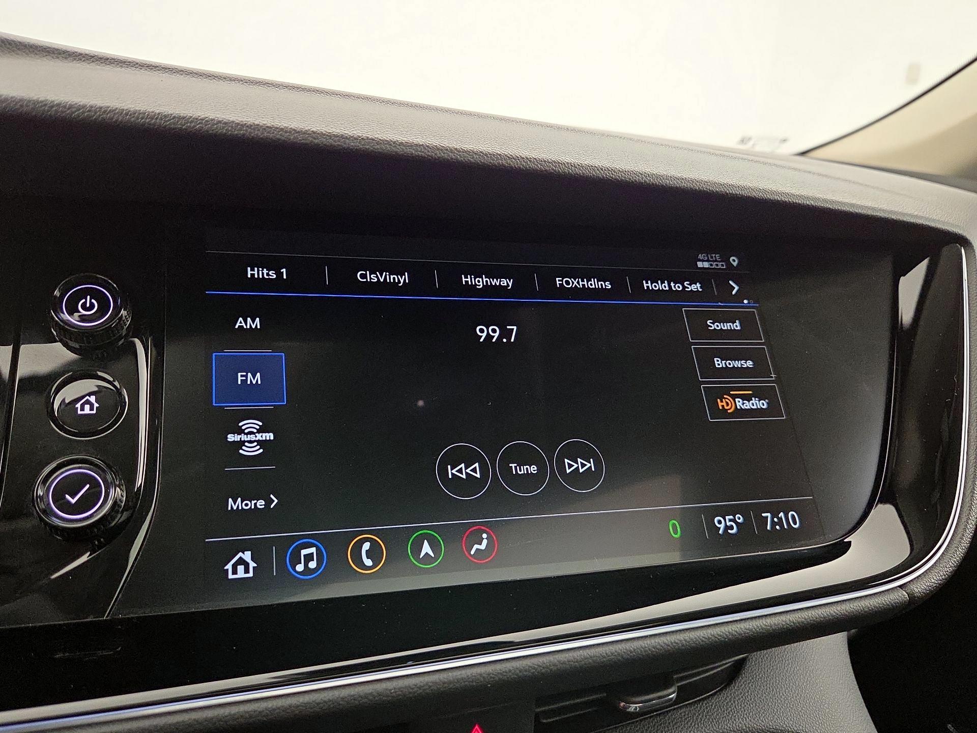 Thumbnail: 2022 Buick Envision - 15