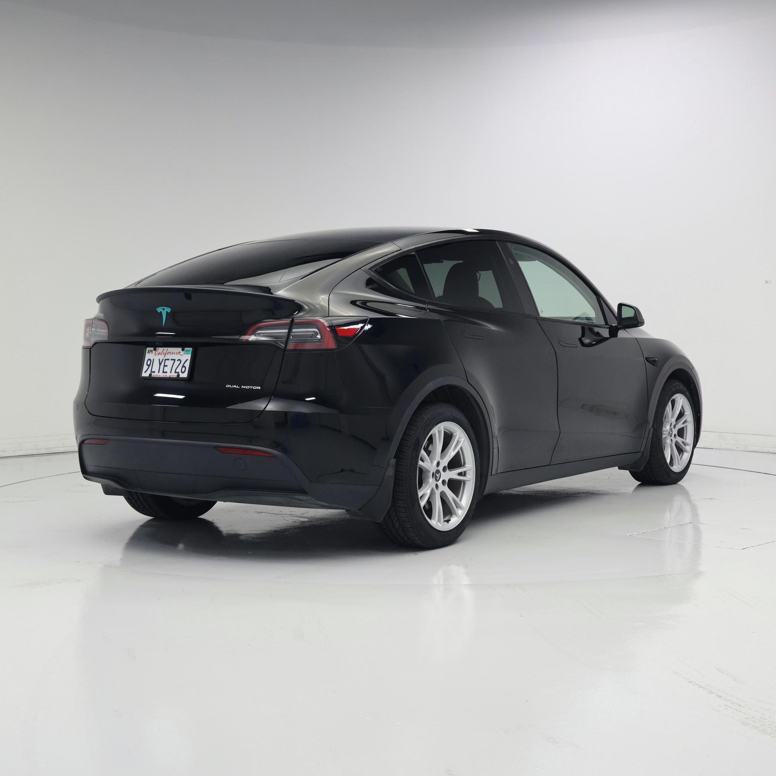 Thumbnail: 2024 Tesla Model Y - 8
