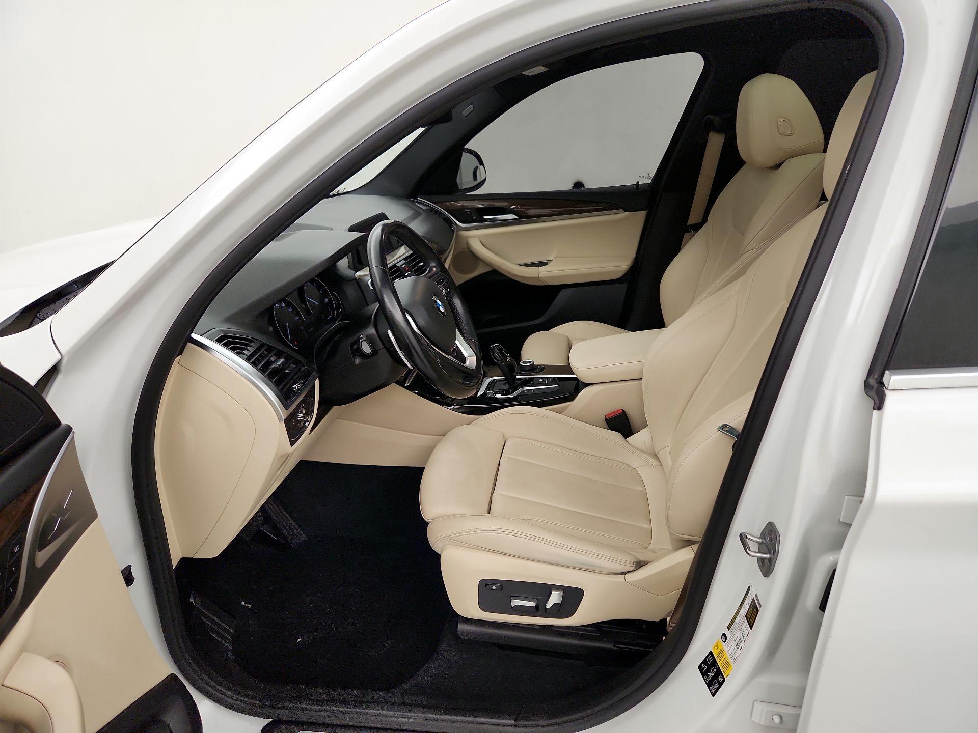 Thumbnail: 2019 BMW X3 - 11