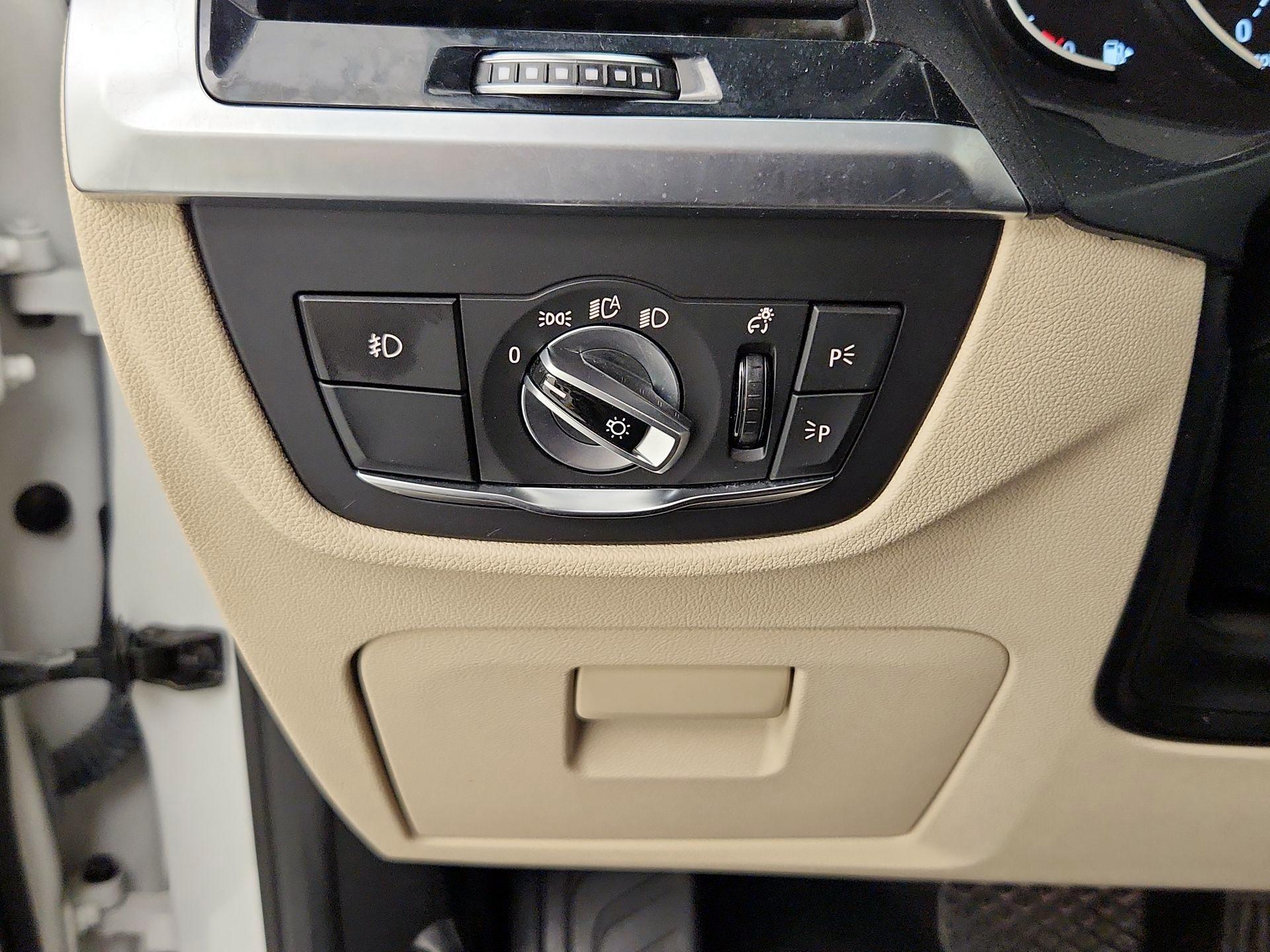 Thumbnail: 2019 BMW X3 - 13