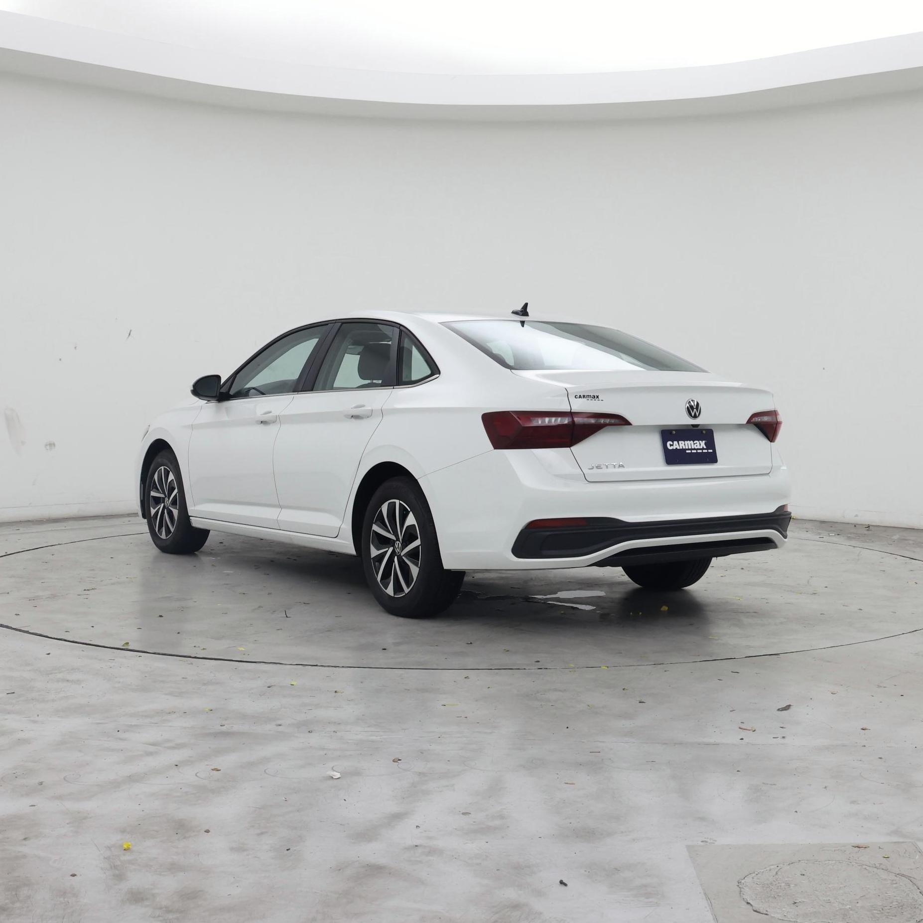 Thumbnail: 2024 Volkswagen Jetta - 2
