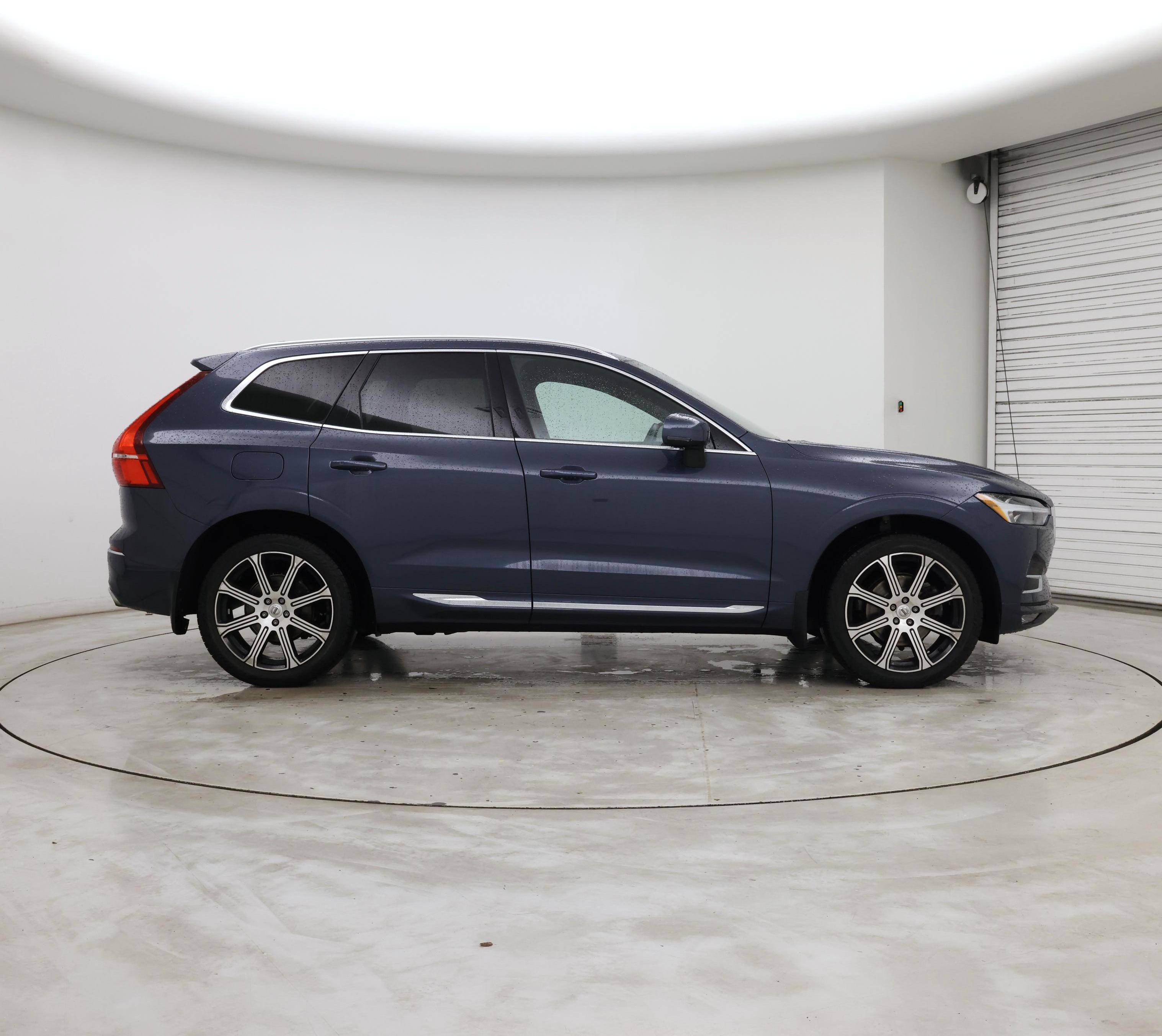 Thumbnail: 2021 Volvo XC60 - 7