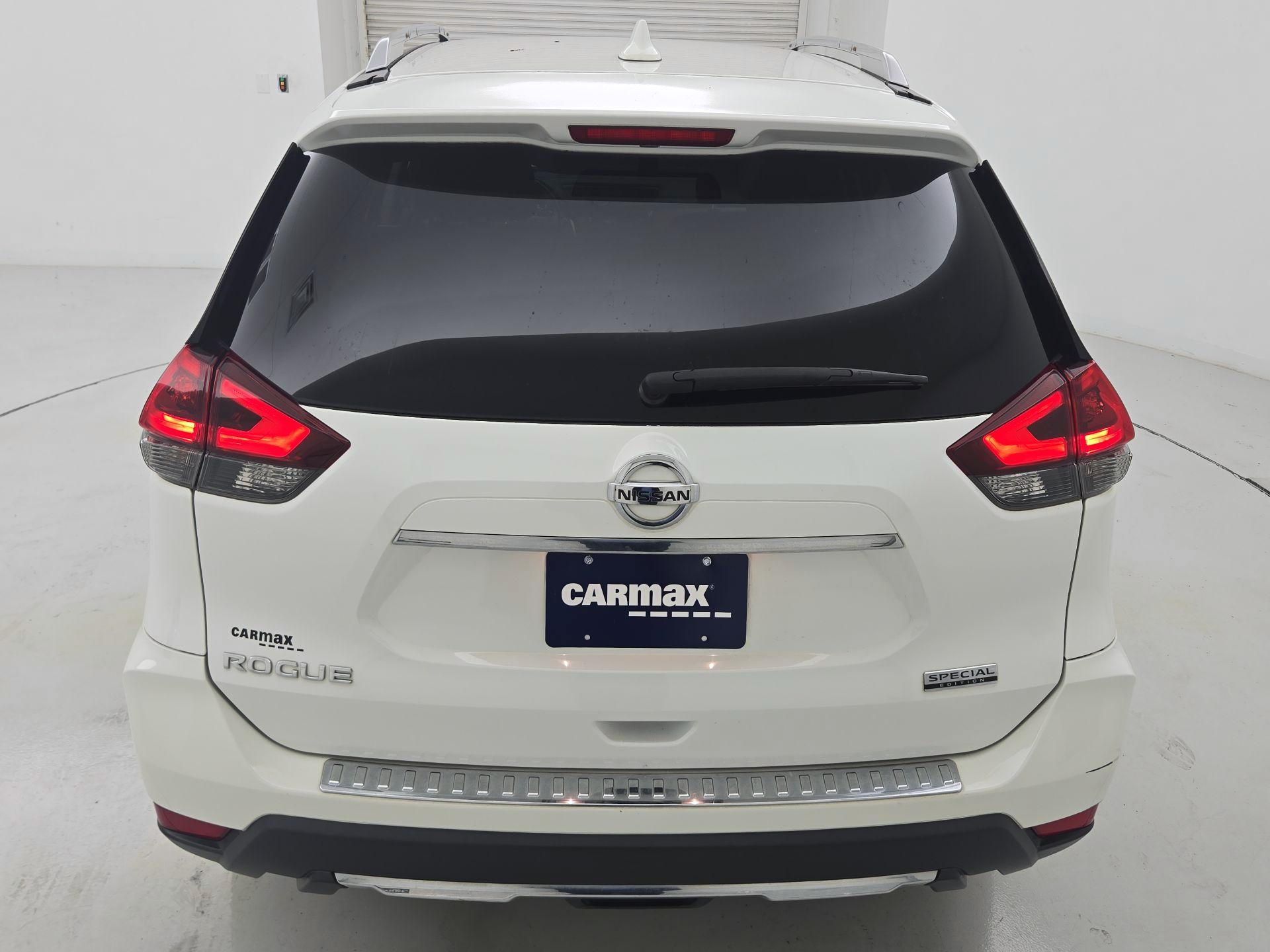 Thumbnail: 2019 Nissan Rogue - 6