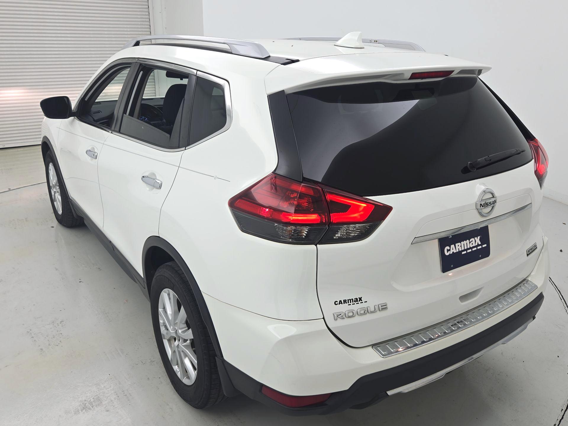 Thumbnail: 2019 Nissan Rogue - 7