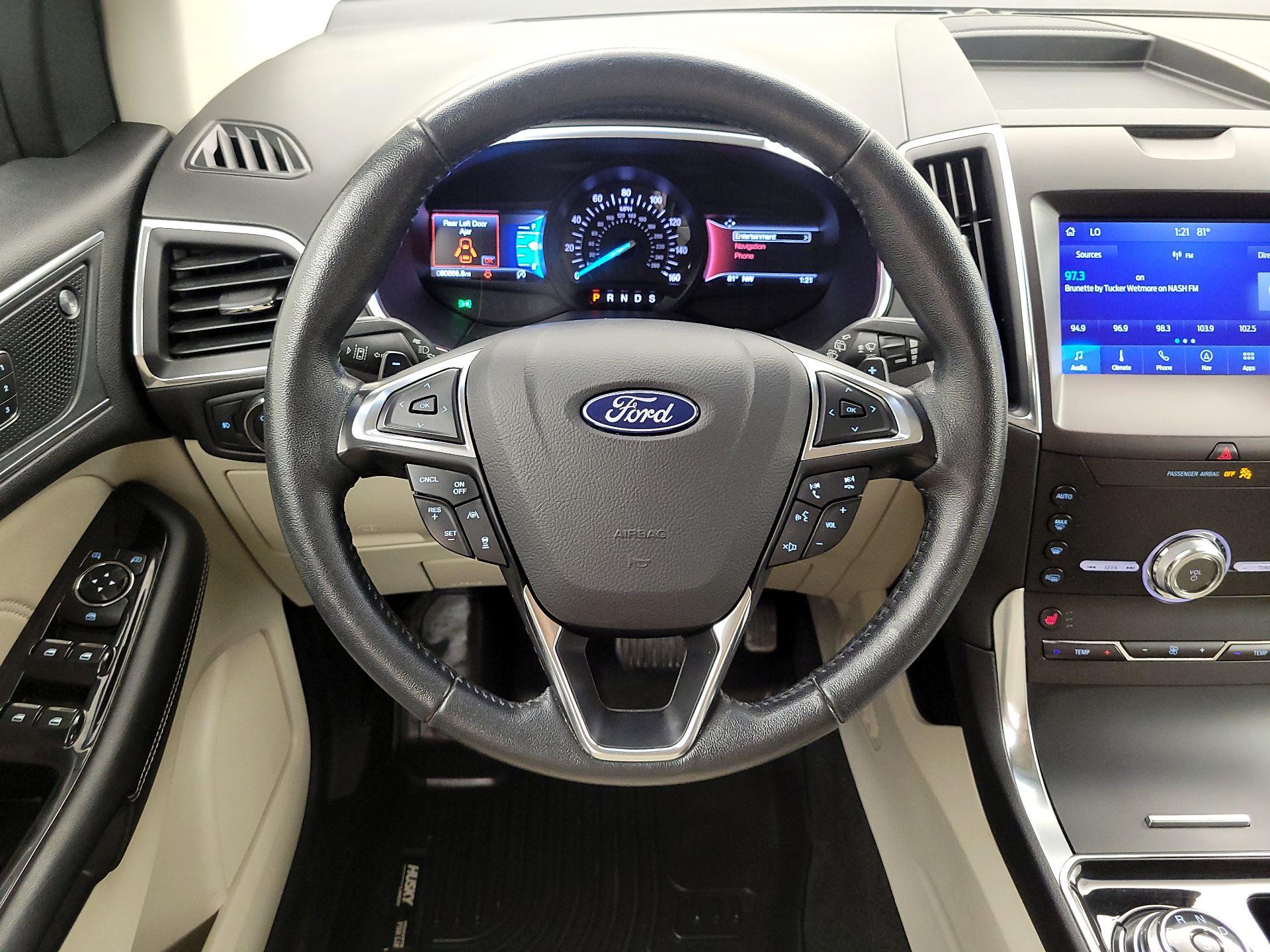 Thumbnail: 2020 Ford Edge - 10