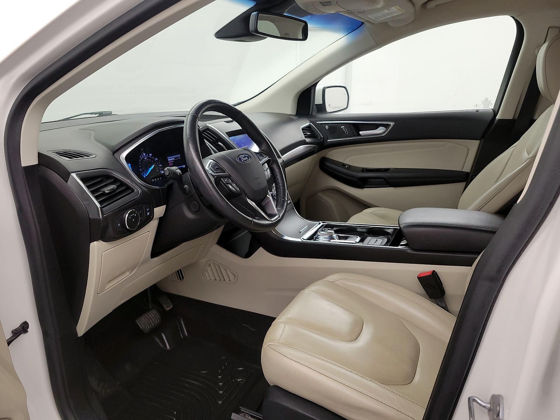 Thumbnail: 2020 Ford Edge - 11