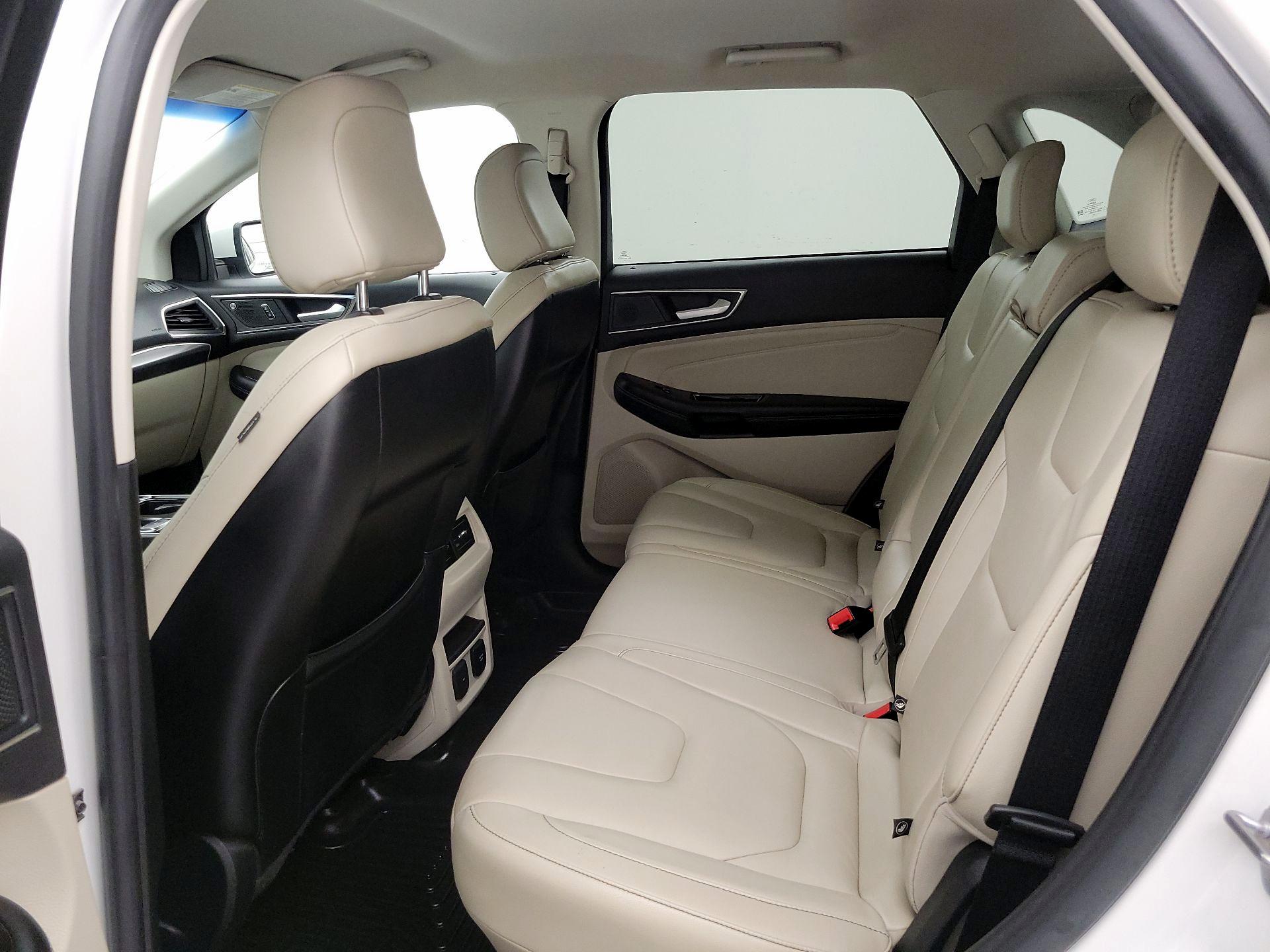 Thumbnail: 2020 Ford Edge - 20