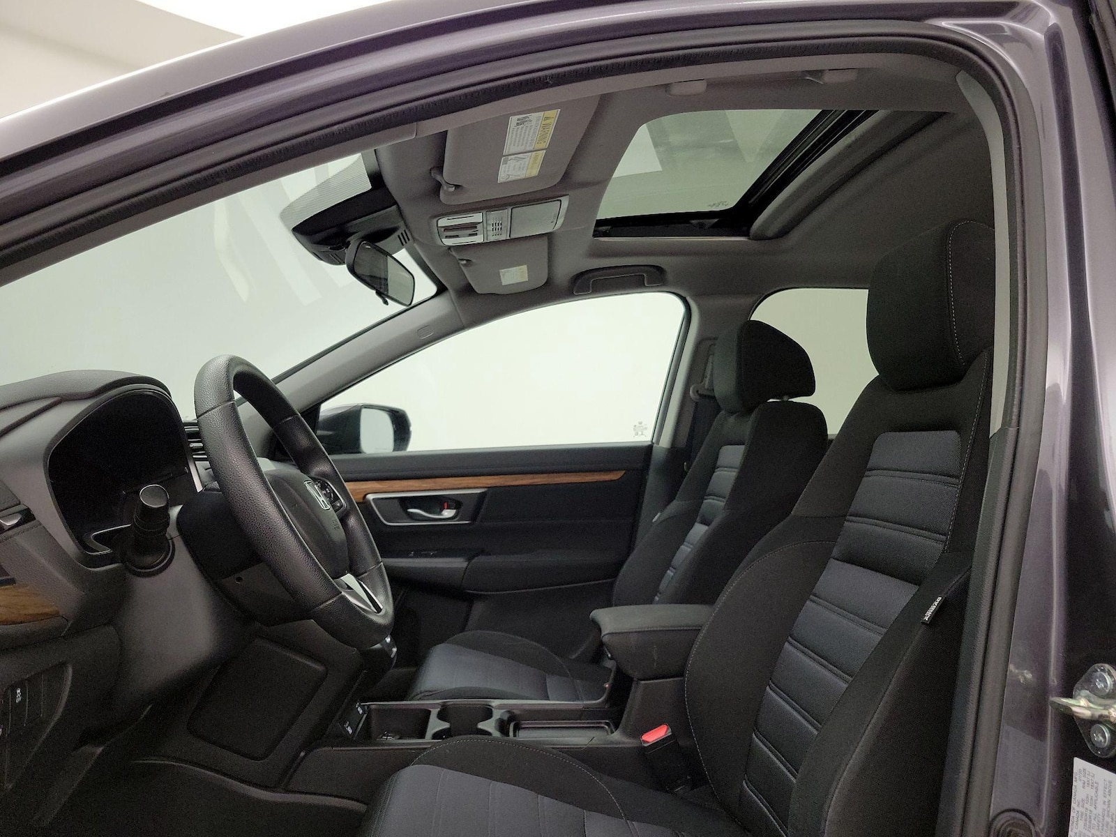Sunroof(s) & Overhead Airbags