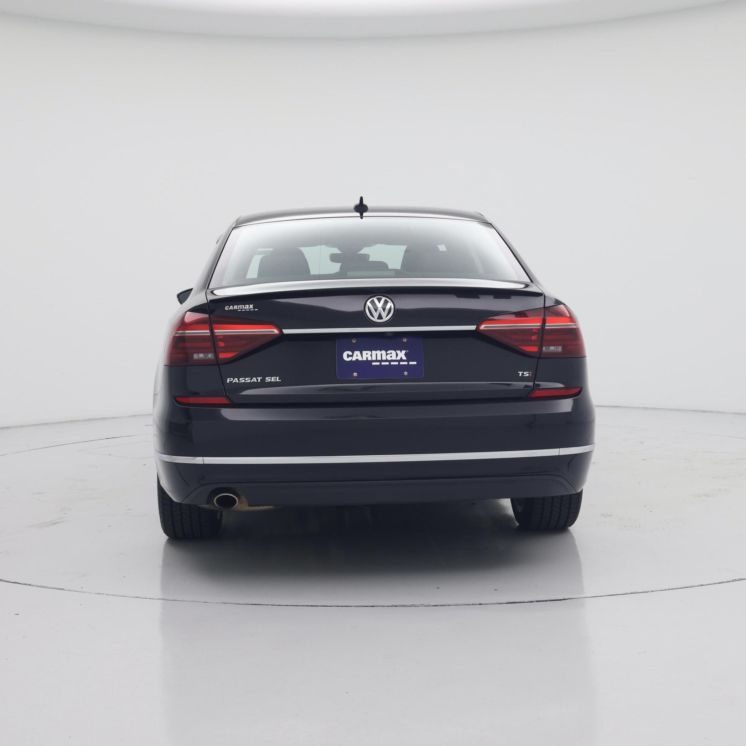 Thumbnail: 2018 Volkswagen Passat - 6