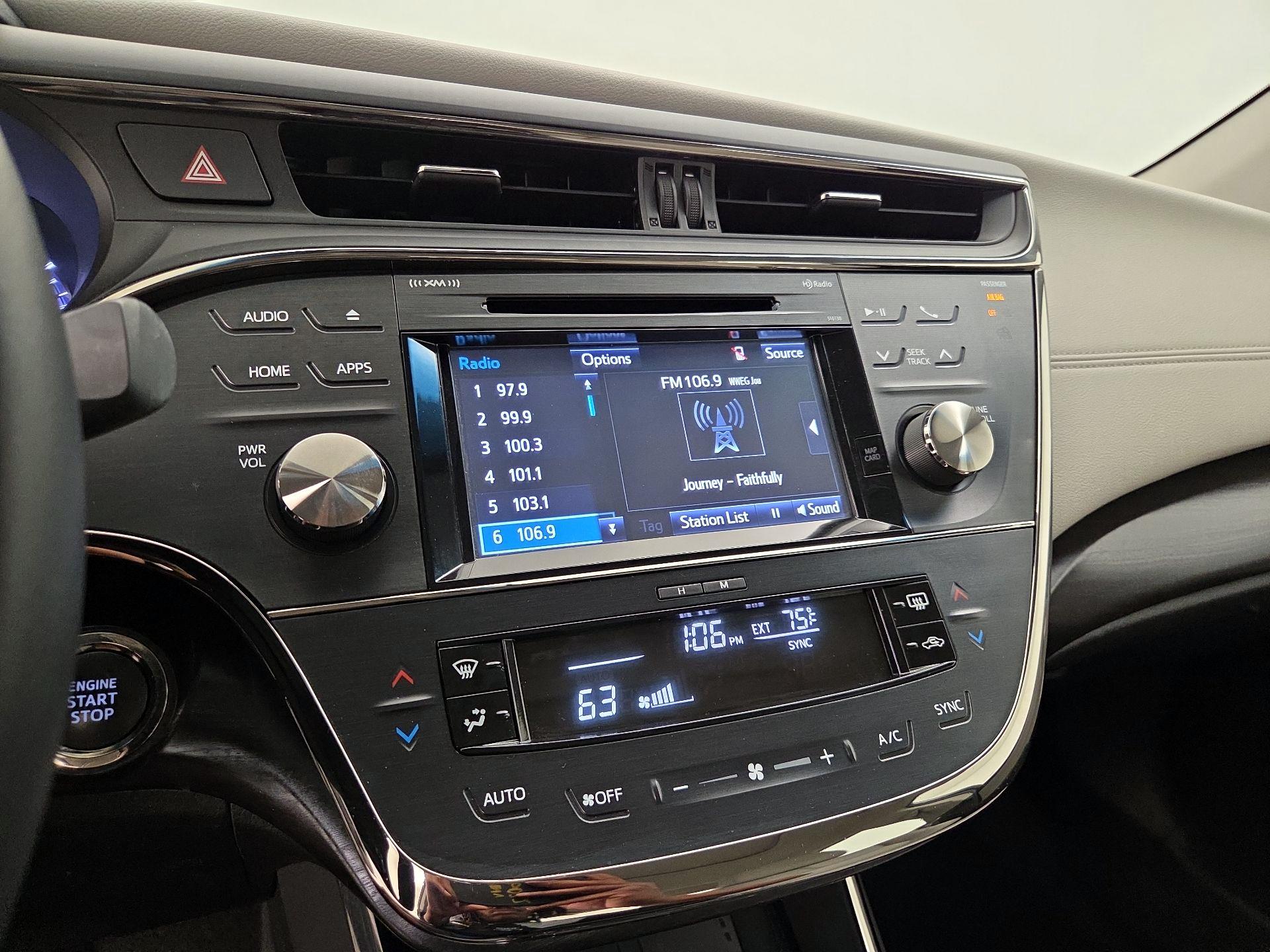 Thumbnail: 2016 Toyota Avalon - 16