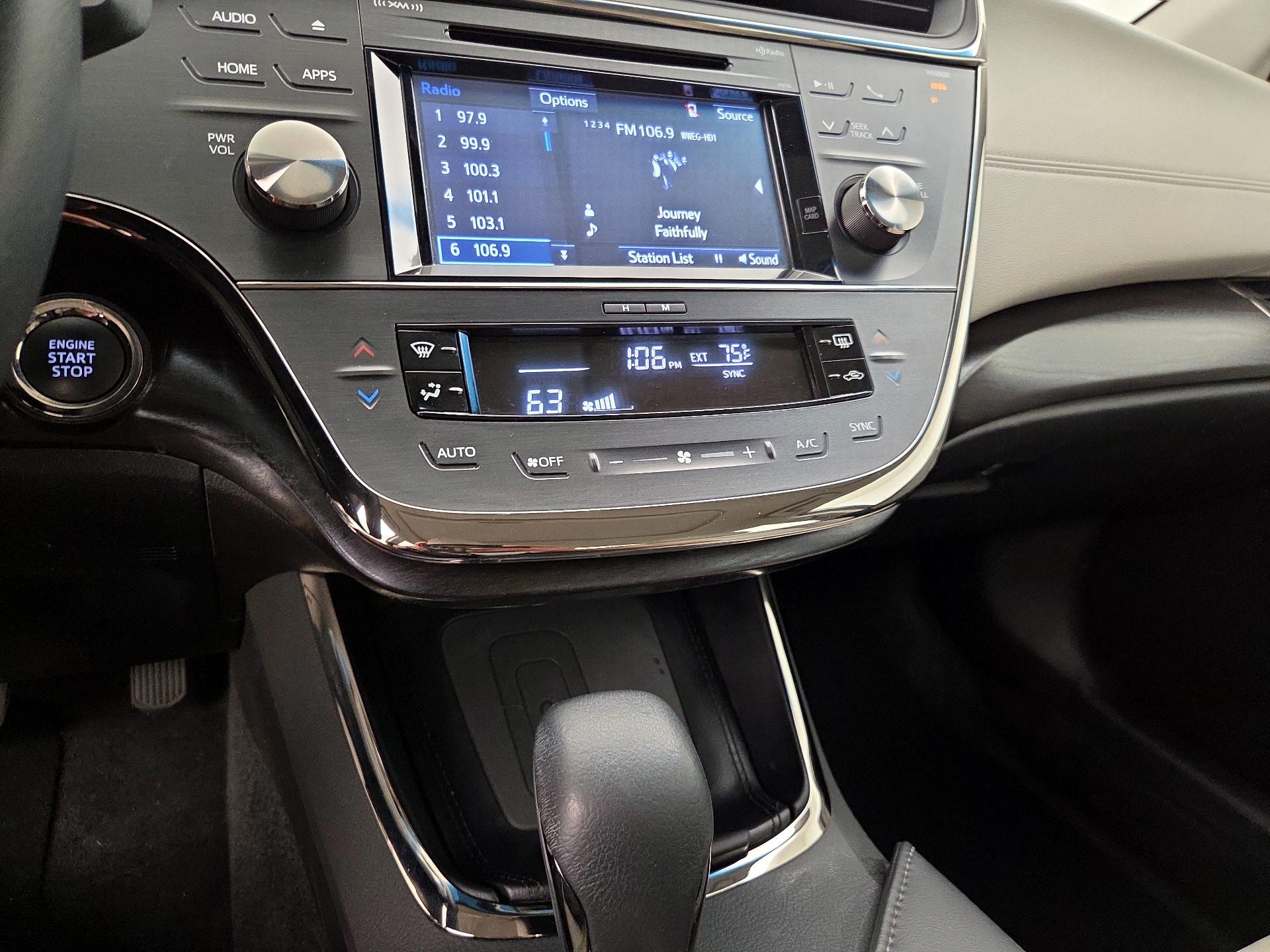 Thumbnail: 2016 Toyota Avalon - 17