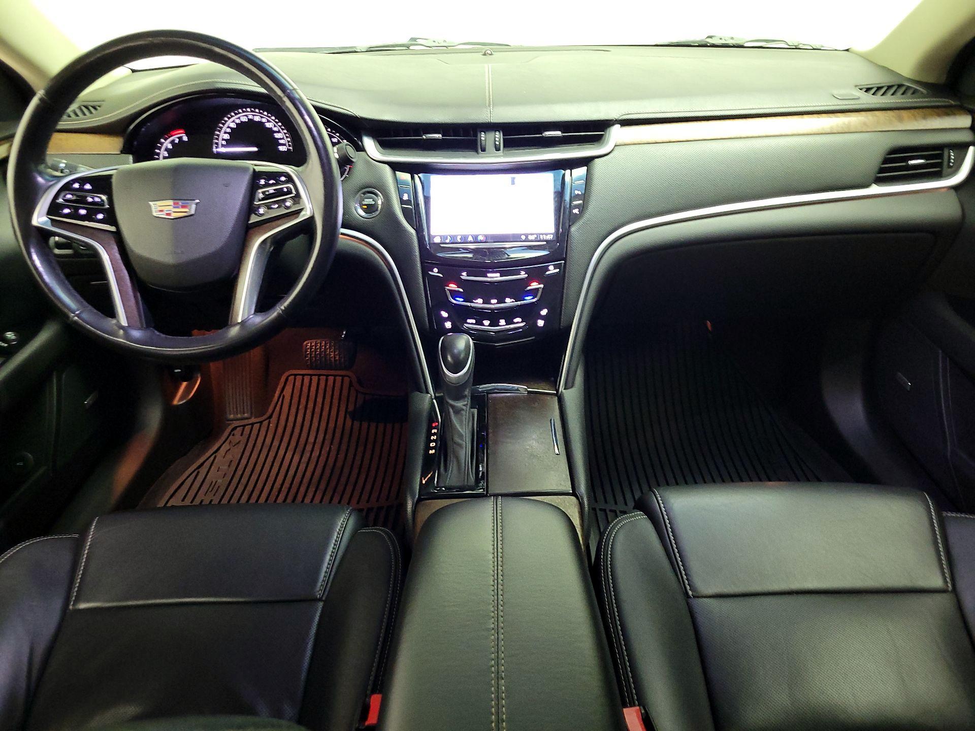 Thumbnail: 2018 Cadillac XTS - 9