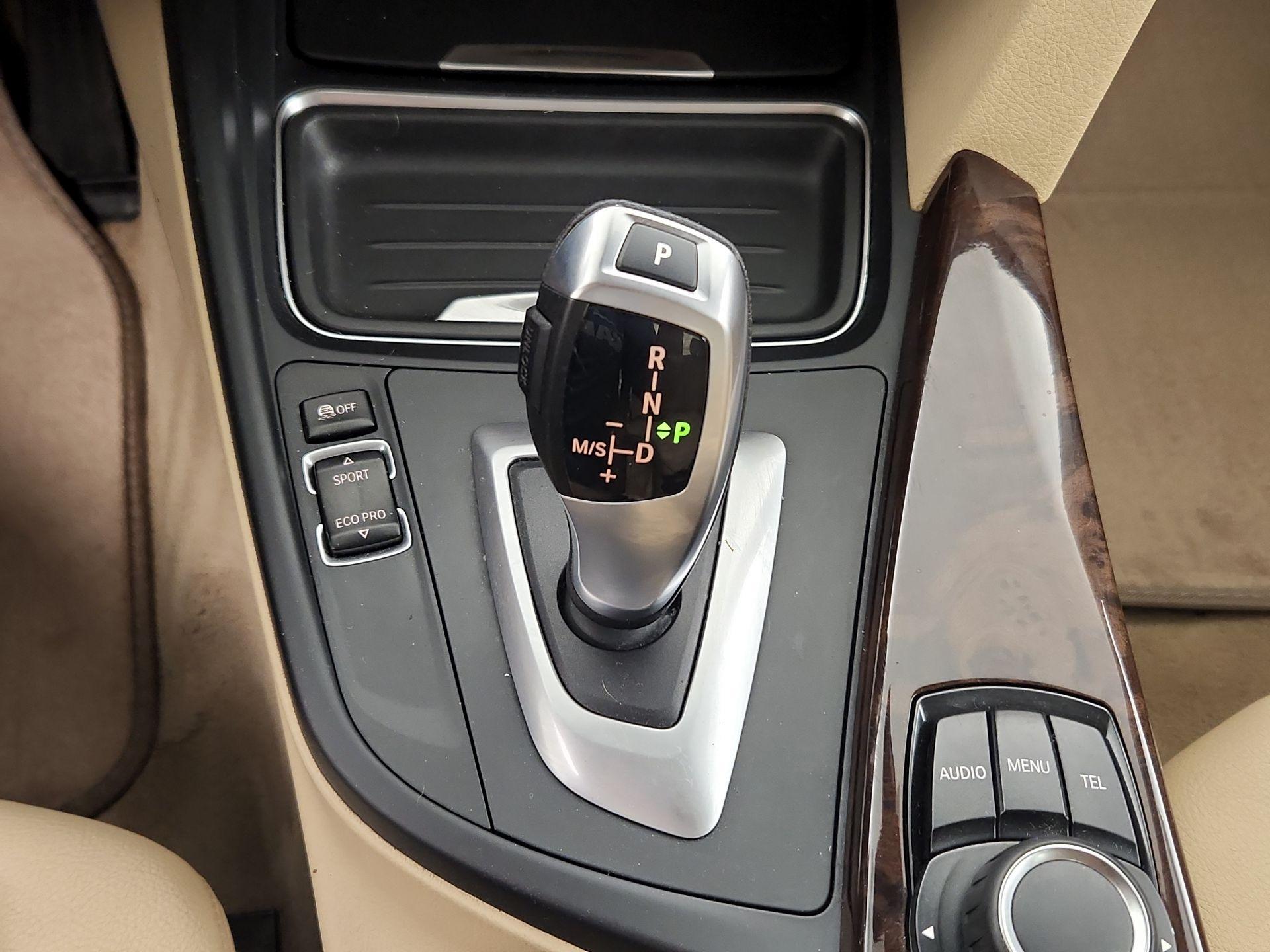 Thumbnail: 2014 BMW 3 Series - 16