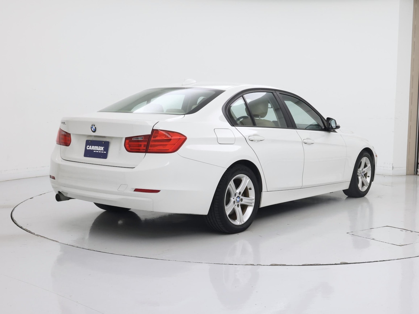 2014 BMW 3 Series 320i - Photo 9
