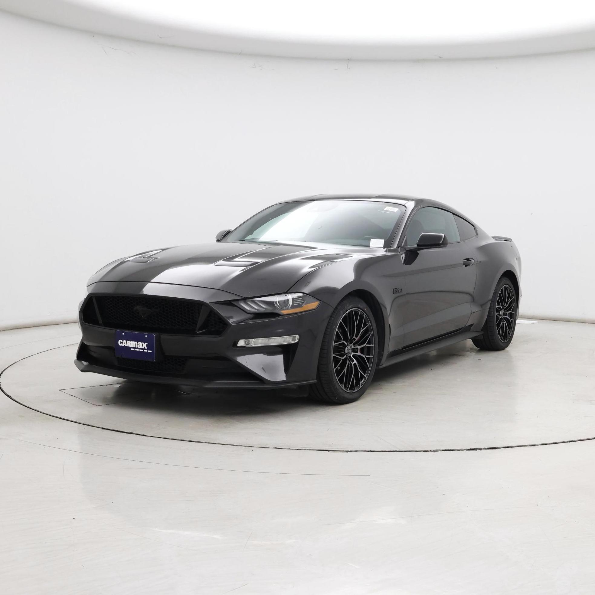 Thumbnail: 2022 Ford Mustang - 4