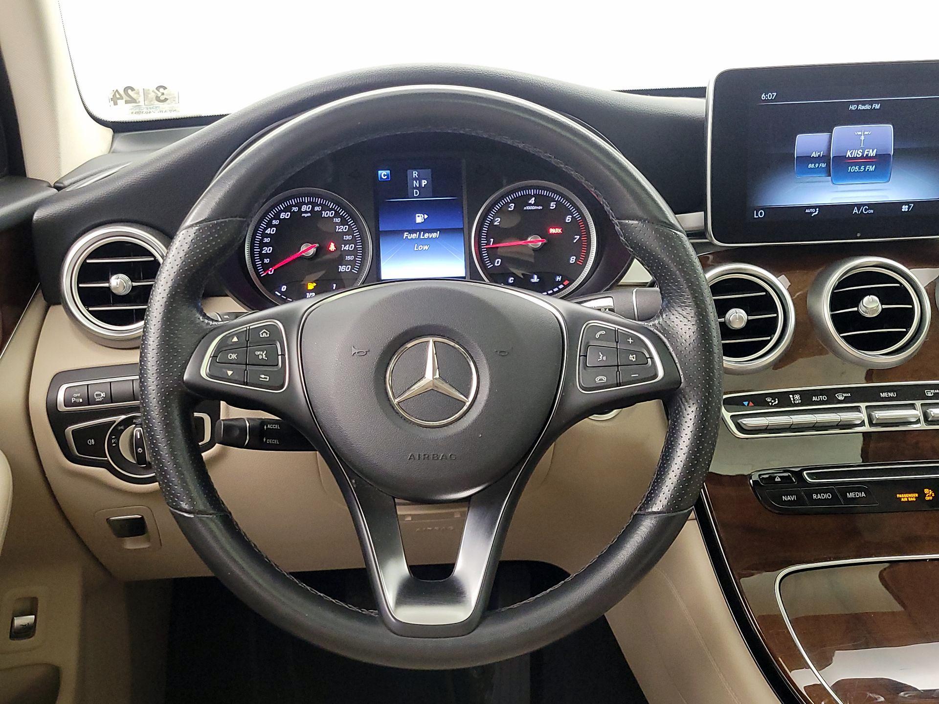 Thumbnail: 2019 Mercedes-Benz GLC - 10
