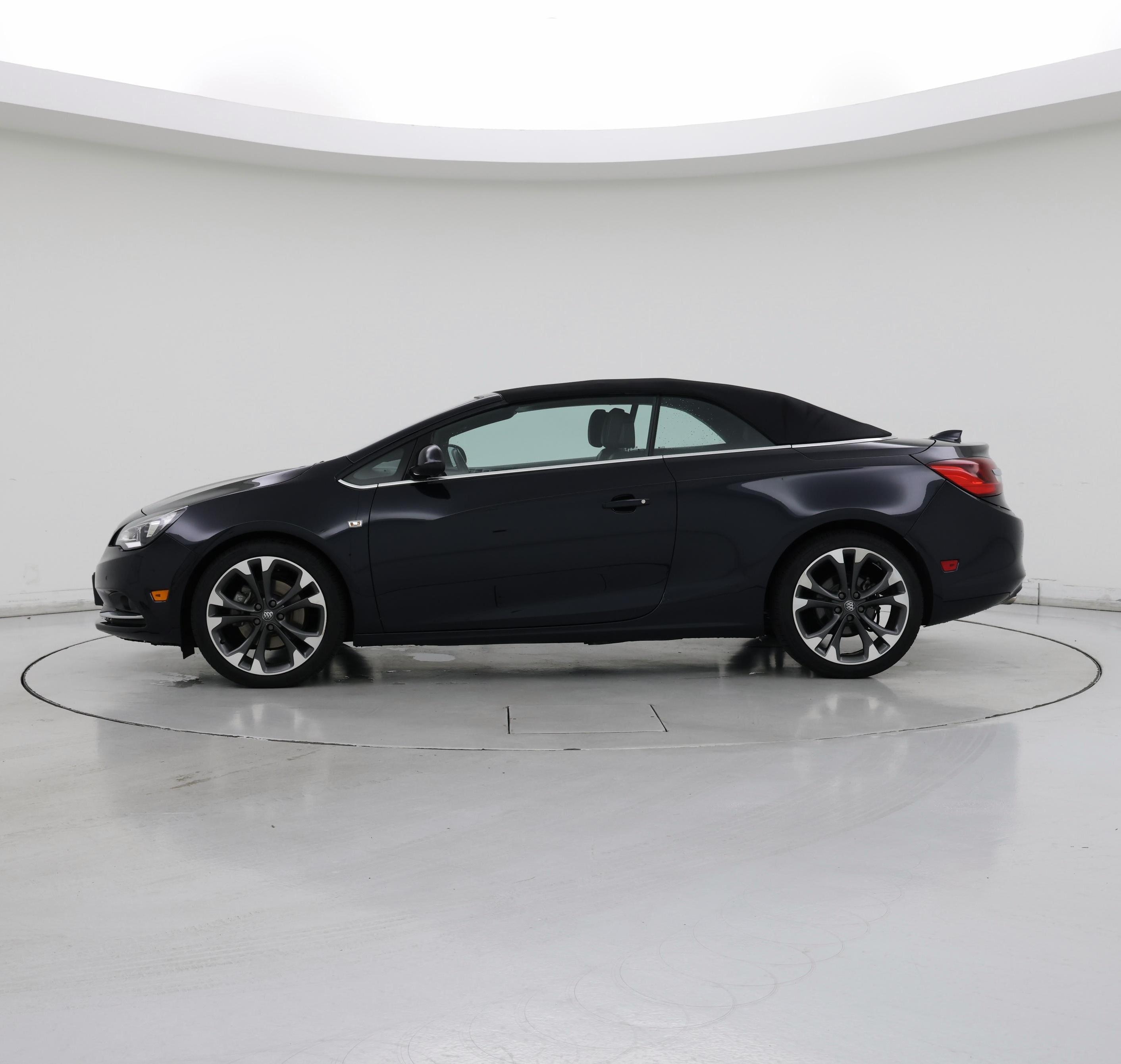 Thumbnail: 2018 Buick Cascada - 3