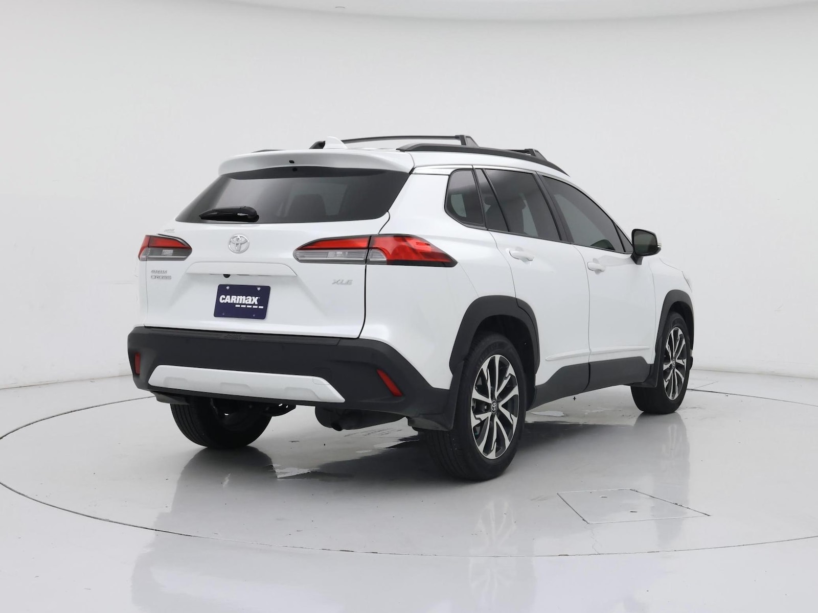 2022 Toyota Corolla Cross XLE - Photo 9