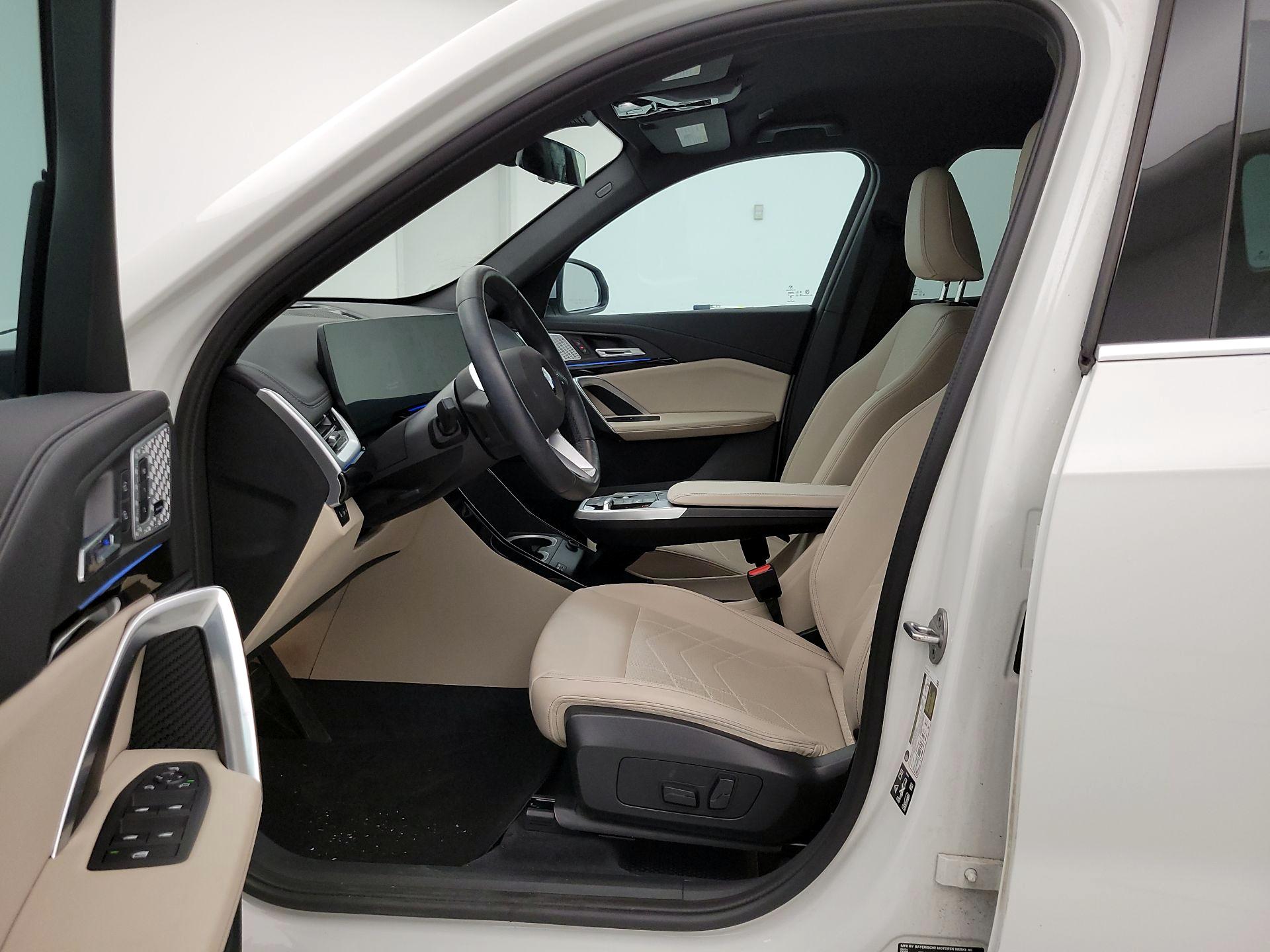 Thumbnail: 2024 BMW X1 - 11