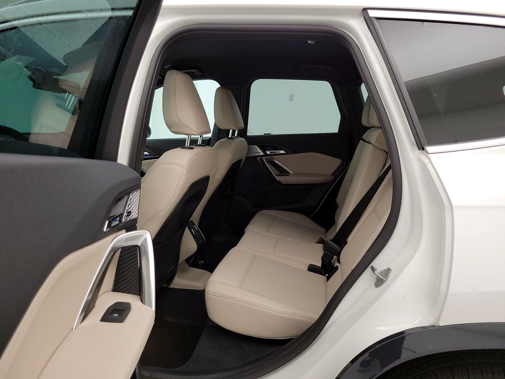 Thumbnail: 2024 BMW X1 - 18
