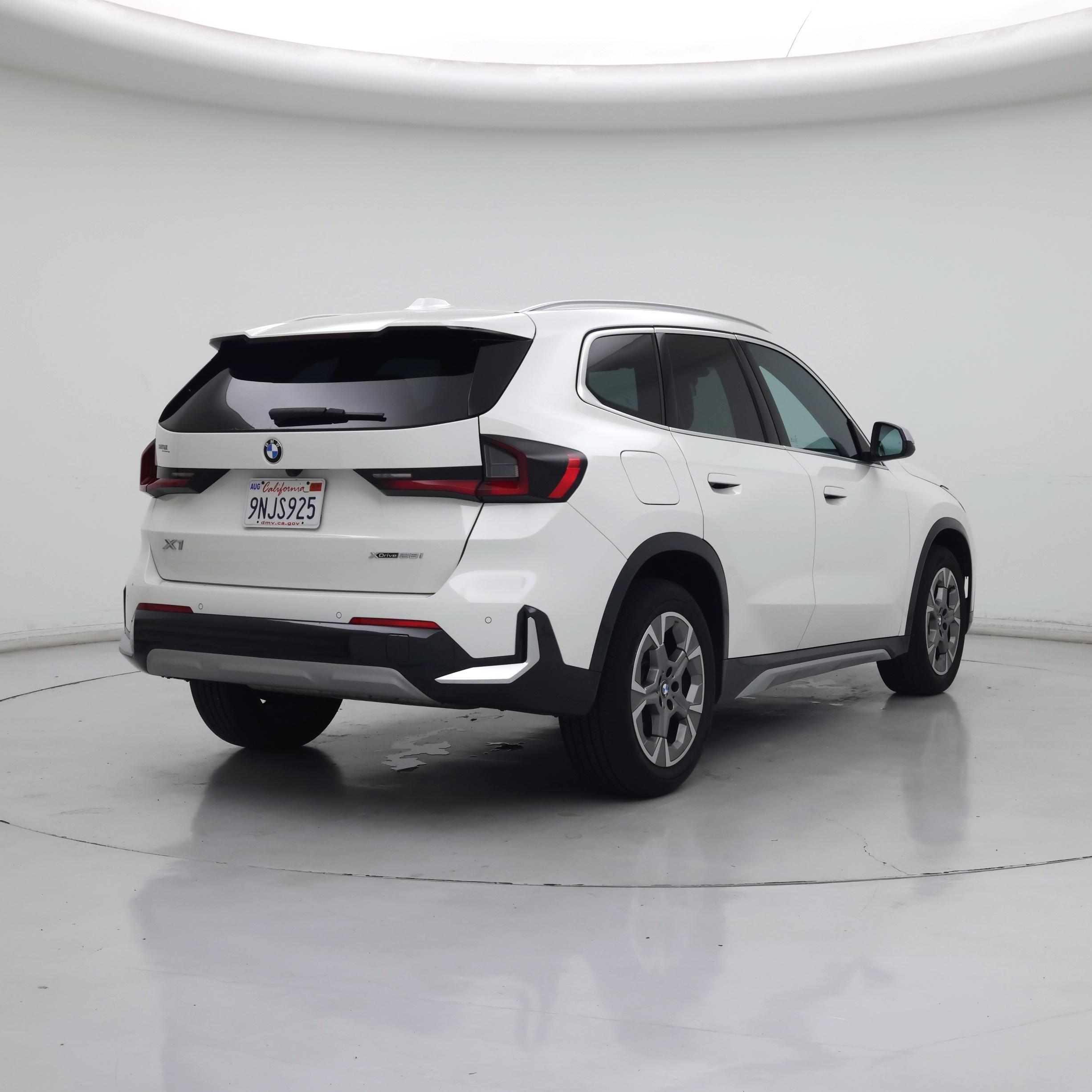Thumbnail: 2024 BMW X1 - 8