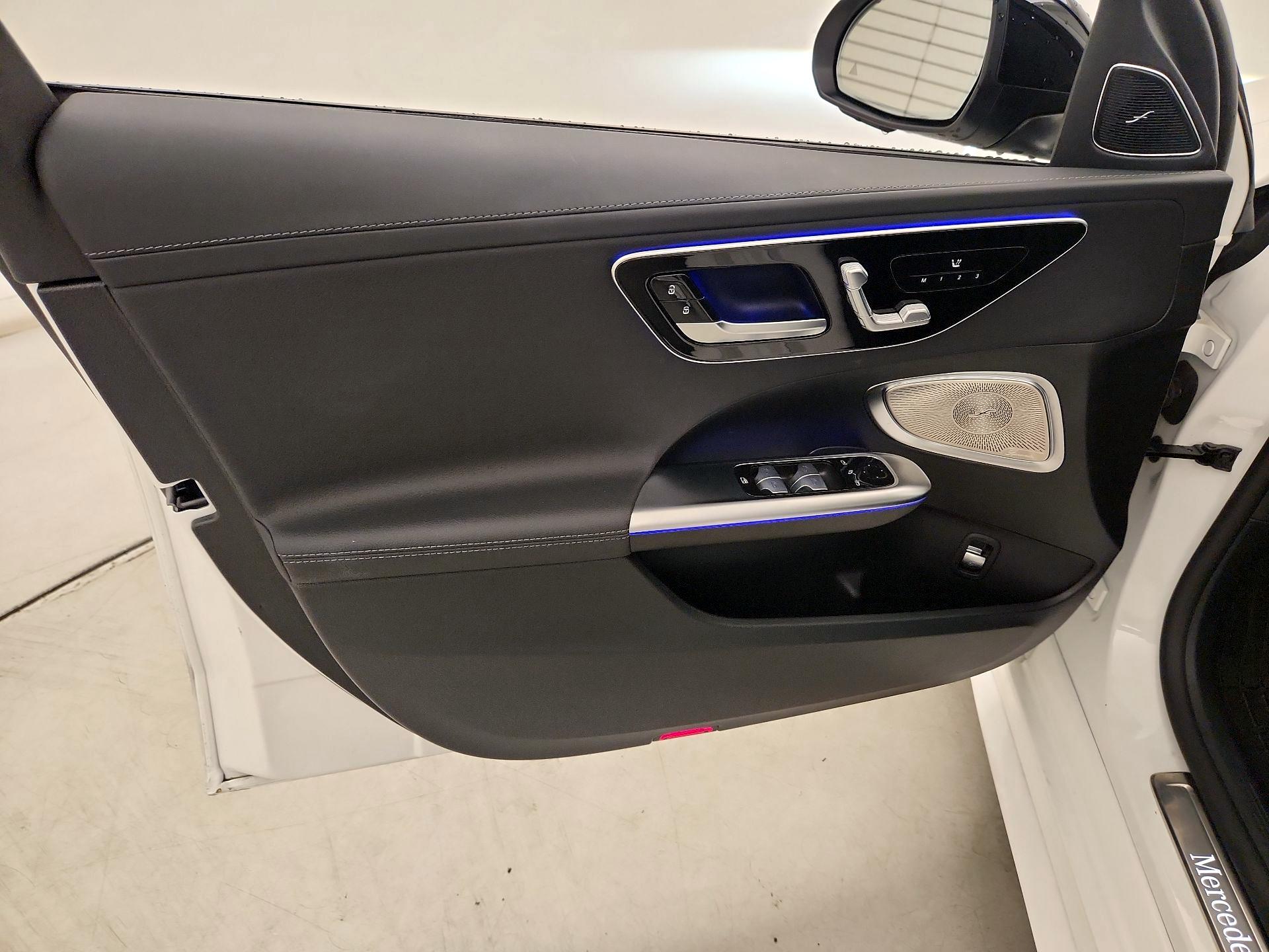 Thumbnail: 2023 Mercedes-Benz C-Class - 12