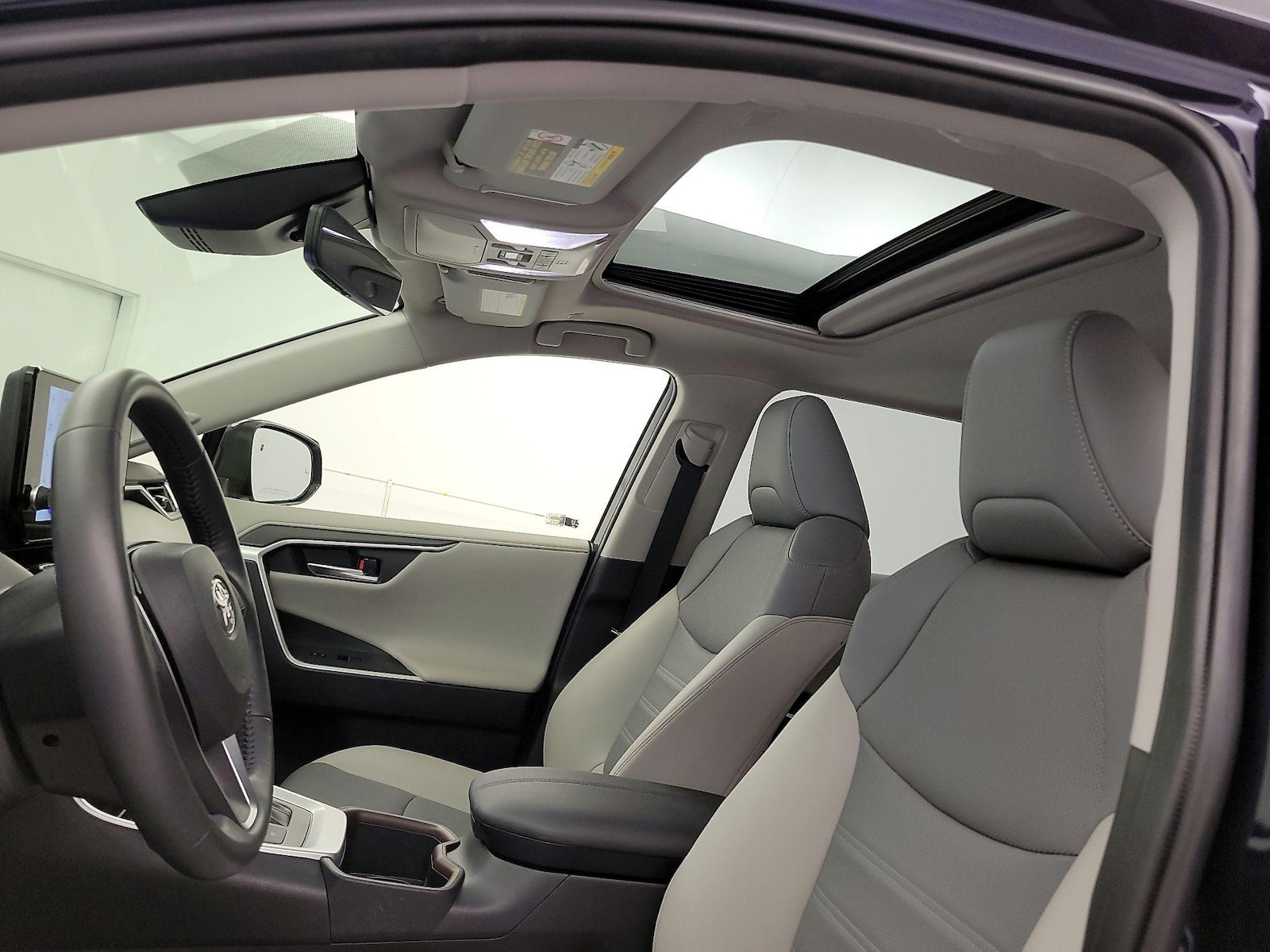 2024 Toyota RAV4 Limited - Photo 20