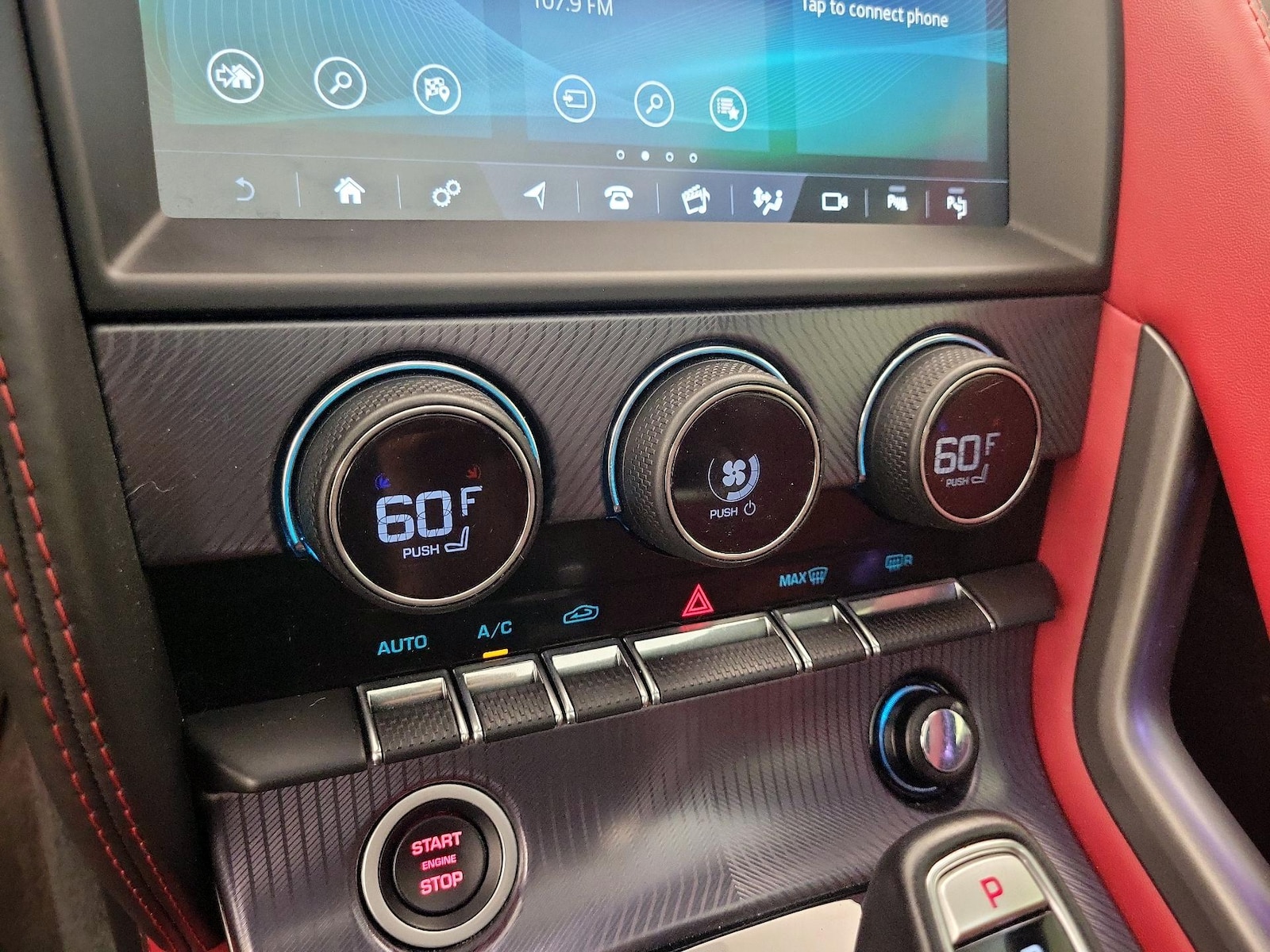 2022 Jaguar F-TYPE R-Dynamic - Photo 18