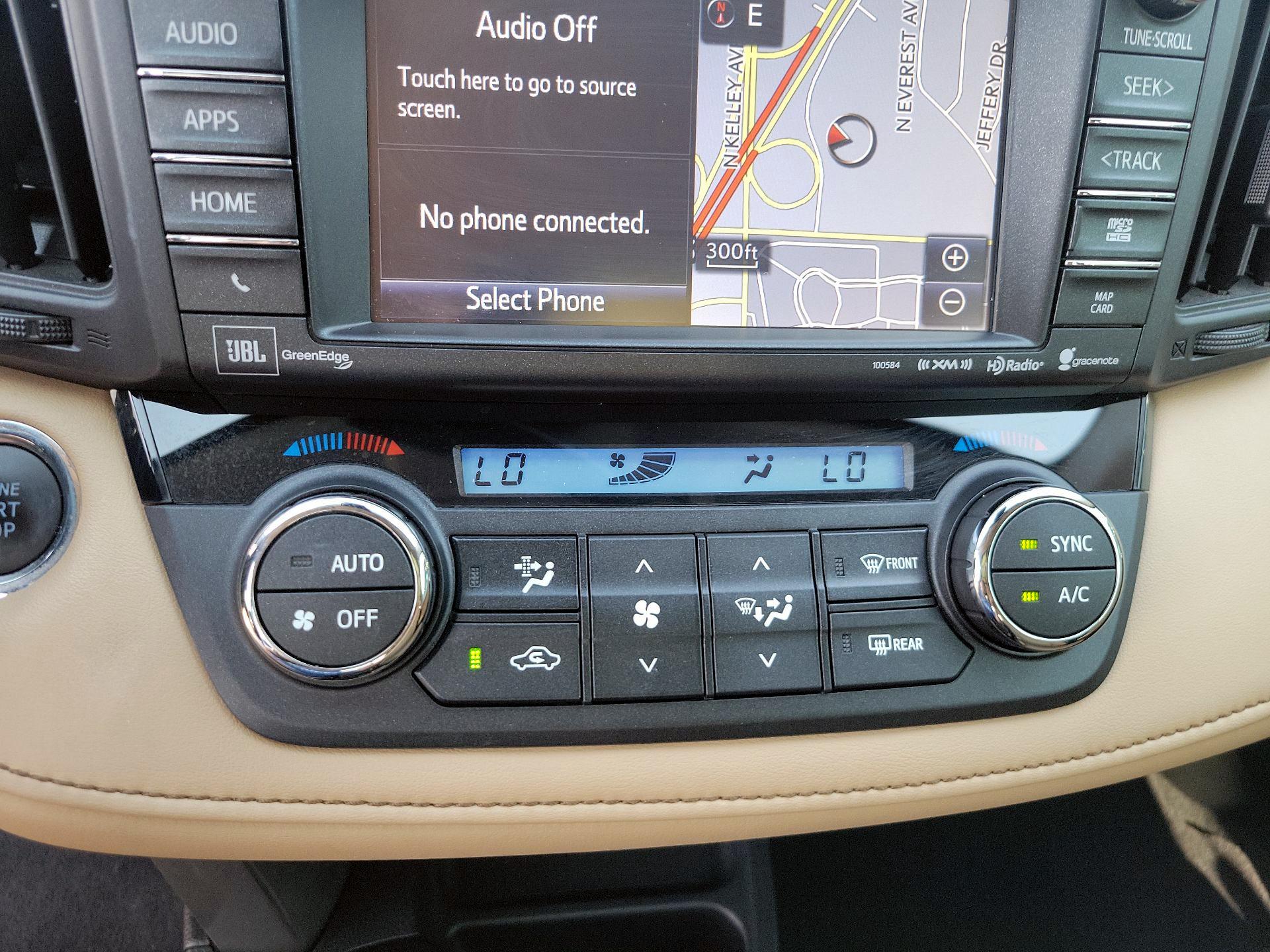 Thumbnail: 2018 Toyota RAV4 - 17