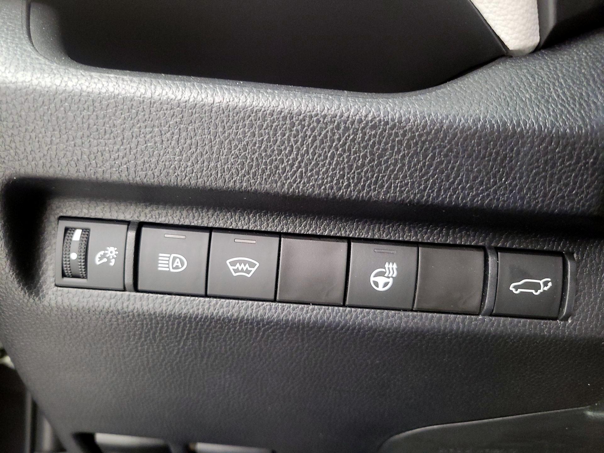 Thumbnail: 2024 Toyota RAV4 - 13