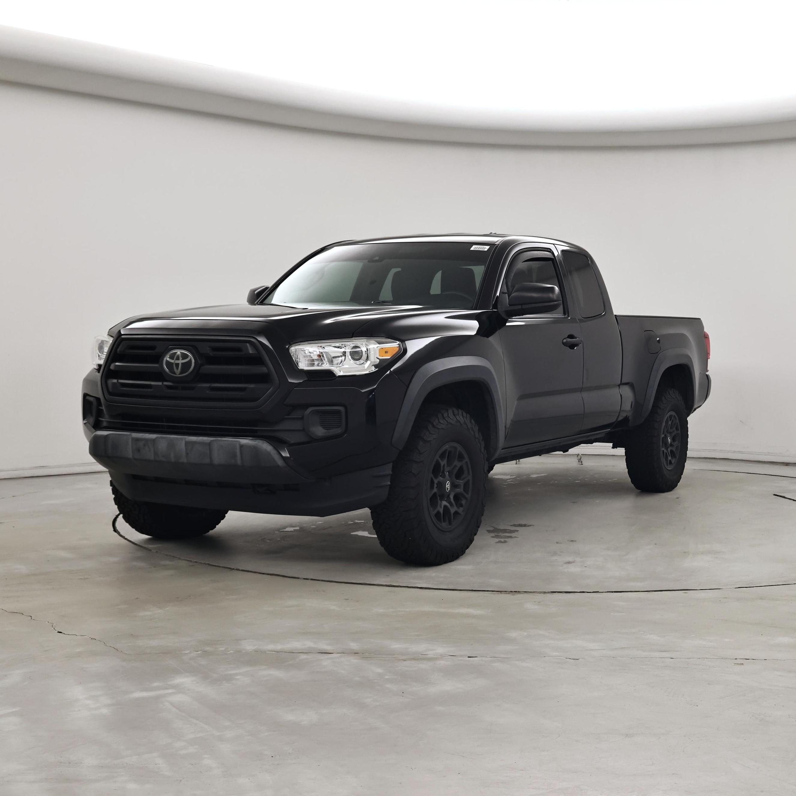 Thumbnail: 2019 Toyota Tacoma - 4