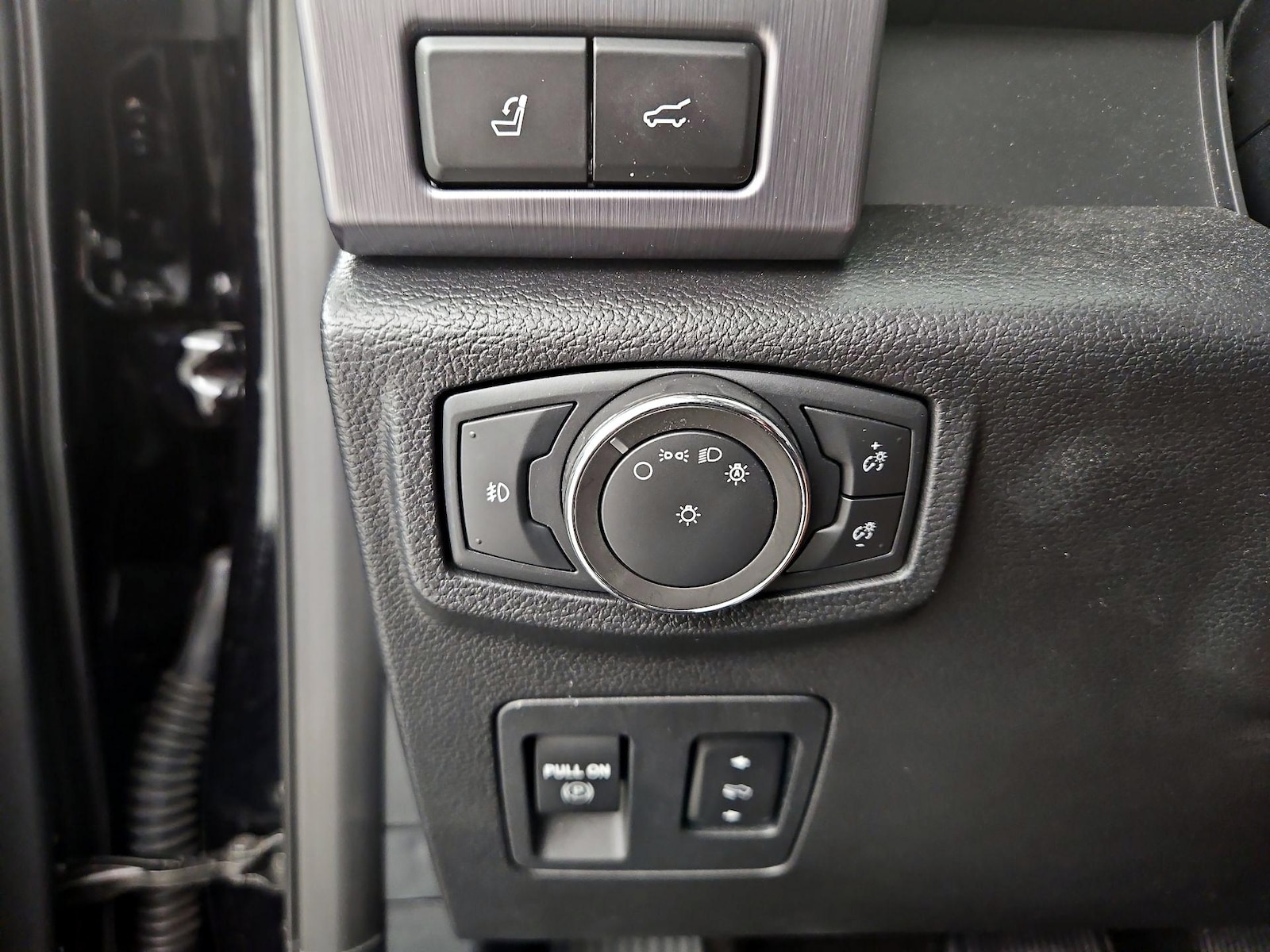 2020 Ford Expedition Platinum - Photo 14