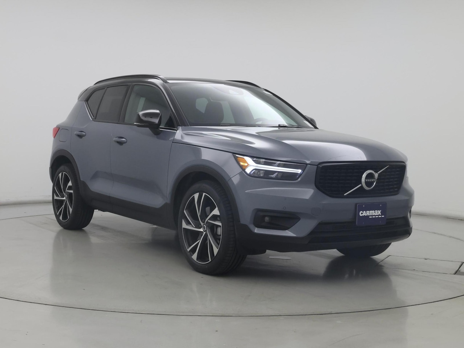 2021 Volvo XC40 R-Design - Photo 2