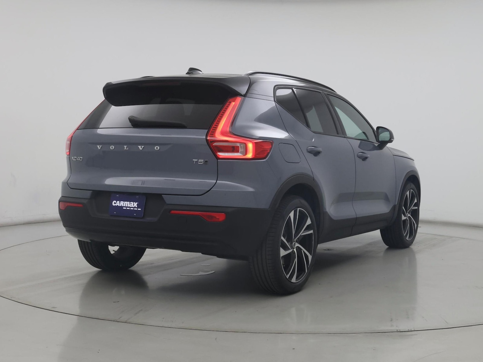 2021 Volvo XC40 R-Design - Photo 9