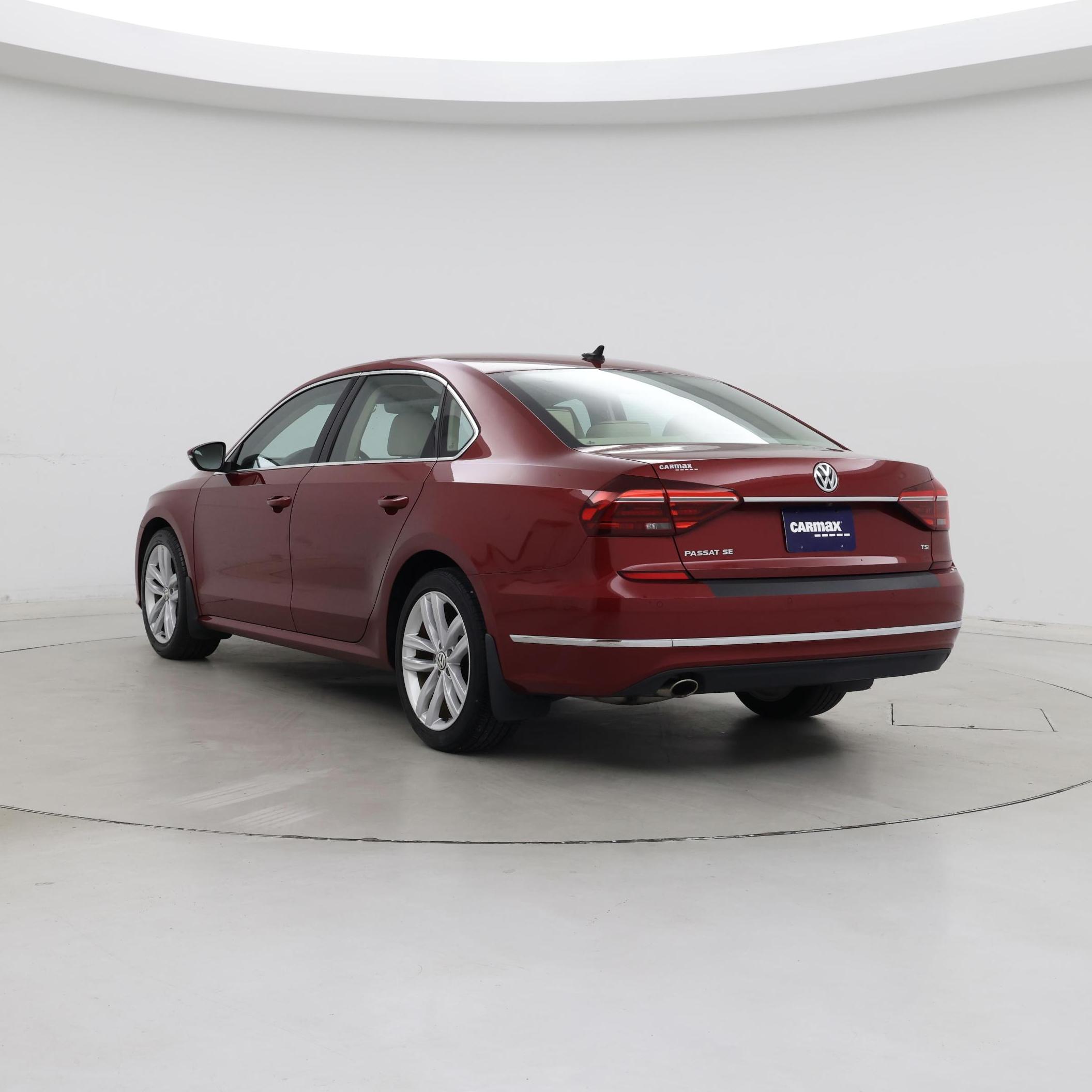 Thumbnail: 2018 Volkswagen Passat - 2