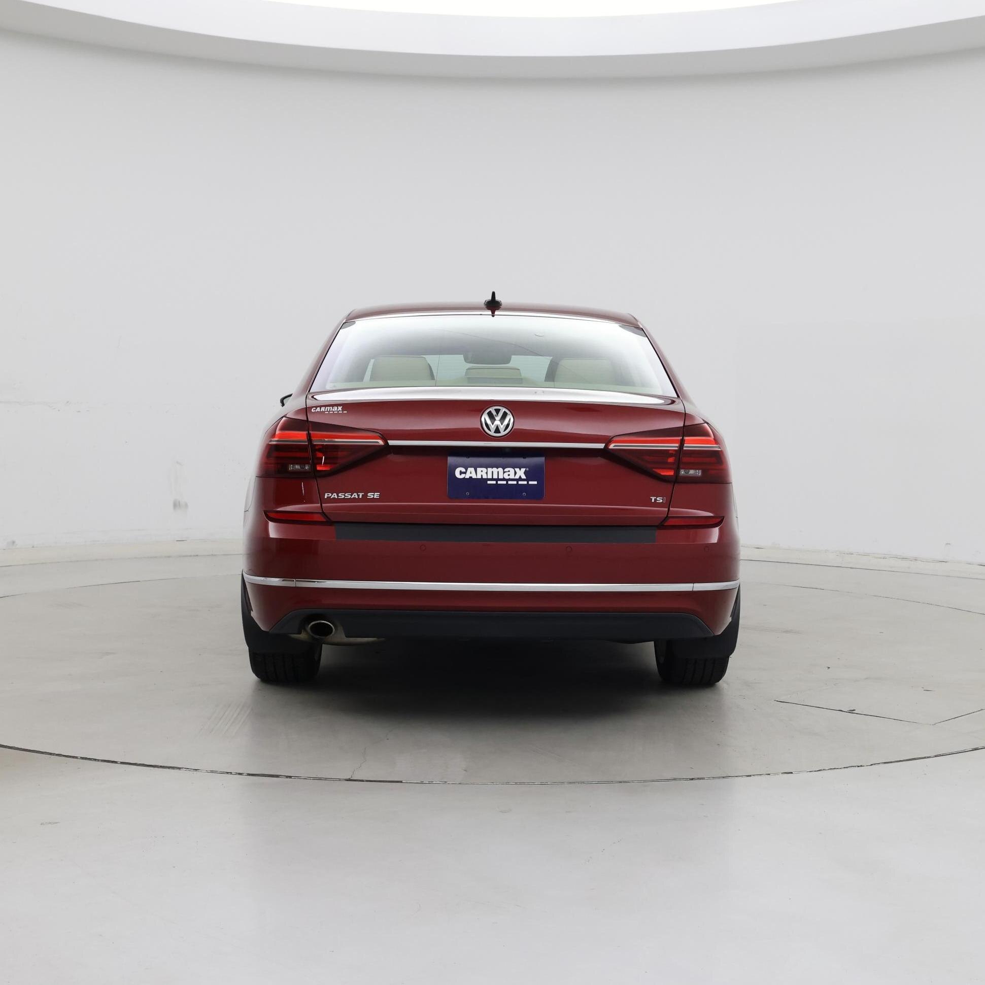 Thumbnail: 2018 Volkswagen Passat - 6