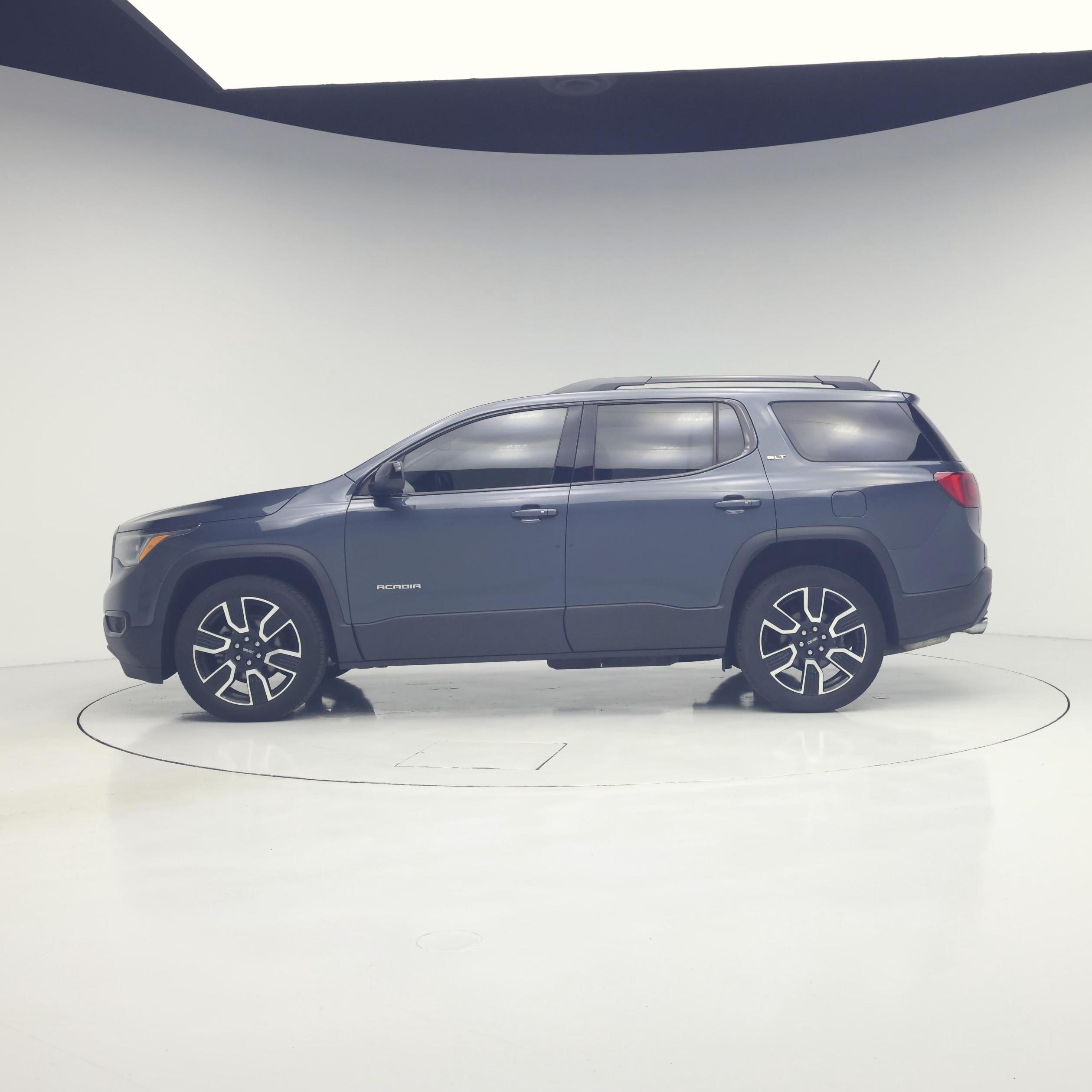 Thumbnail: 2019 GMC Acadia - 3