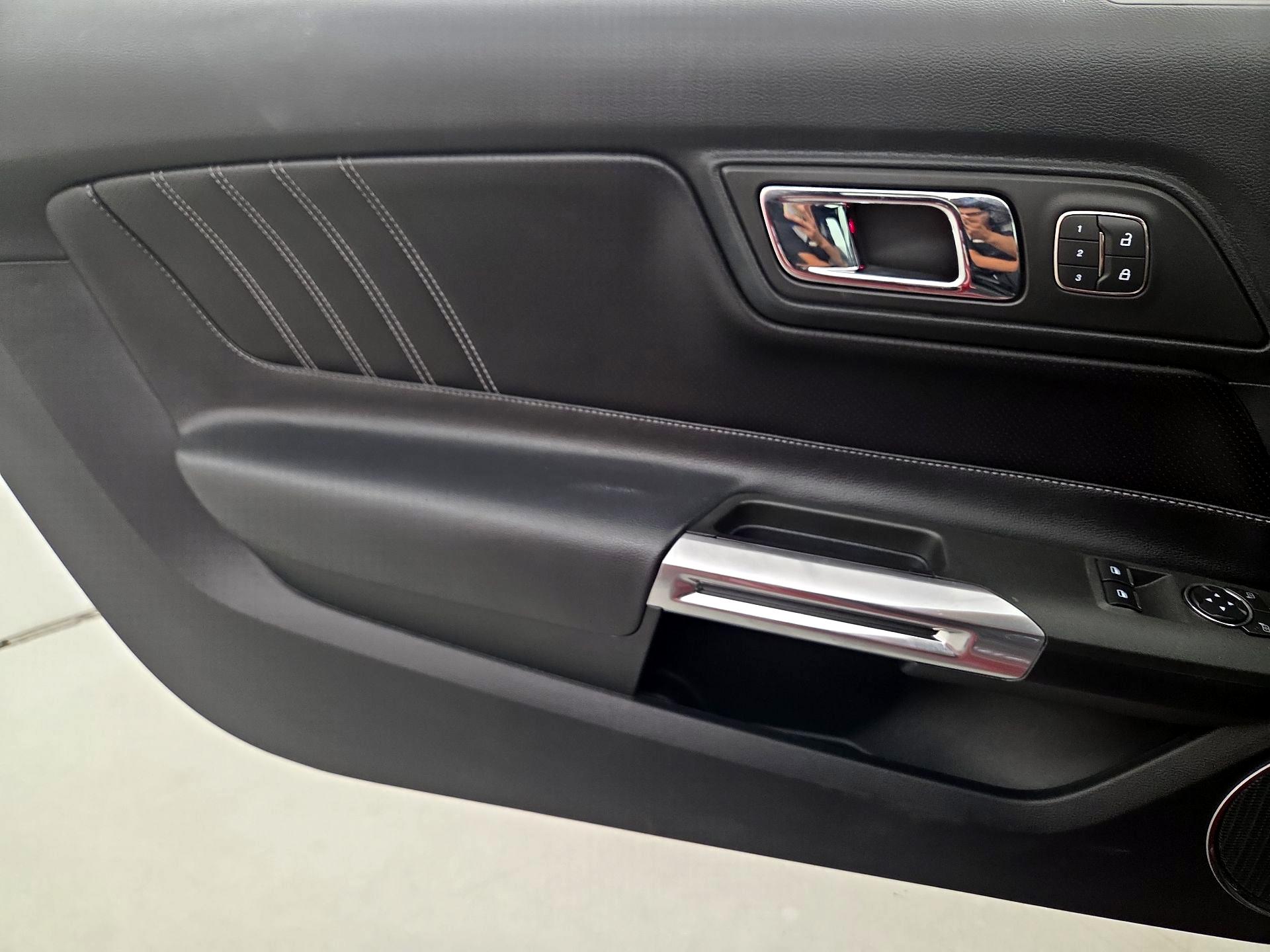 Thumbnail: 2015 Ford Mustang - 12