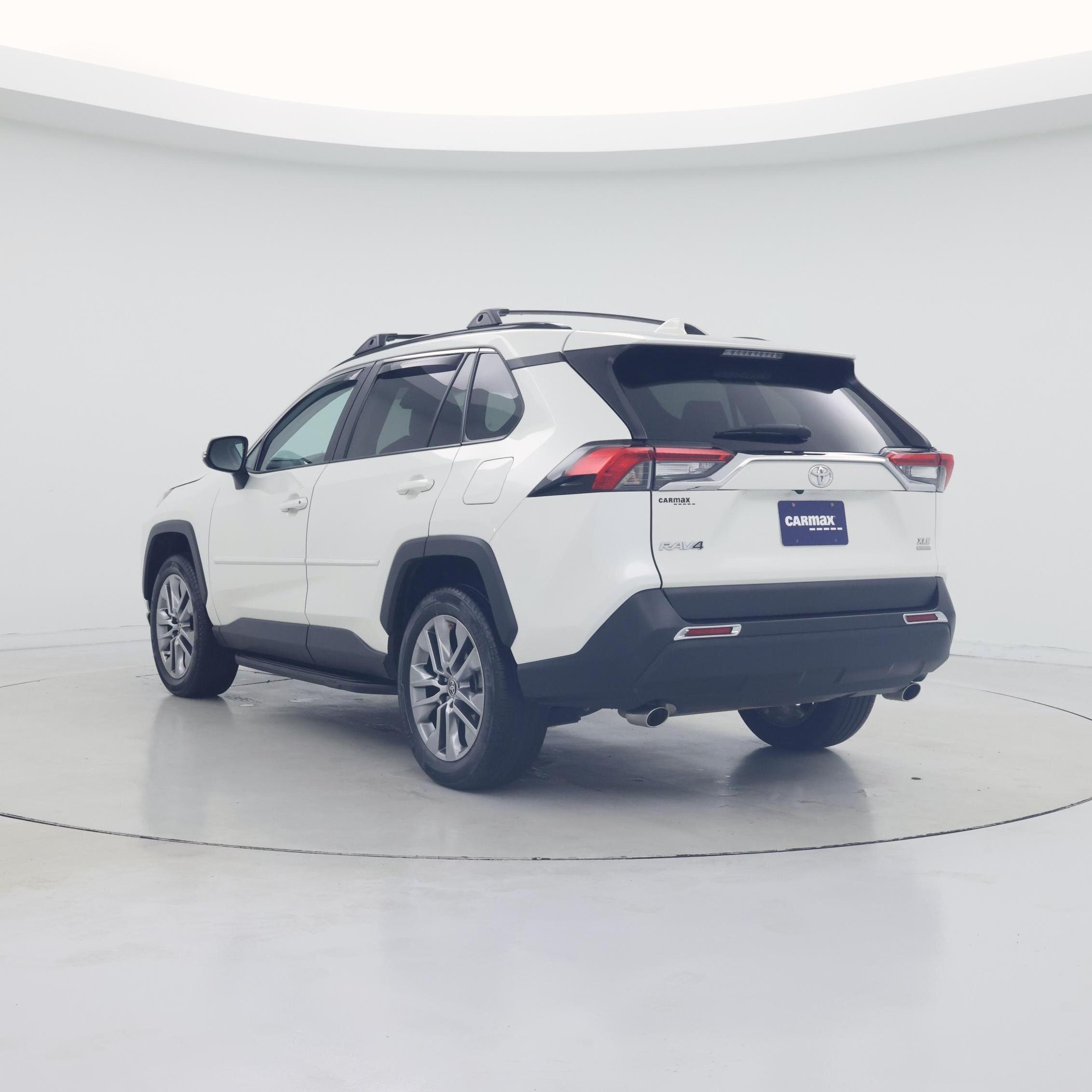 Thumbnail: 2022 Toyota RAV4 - 2
