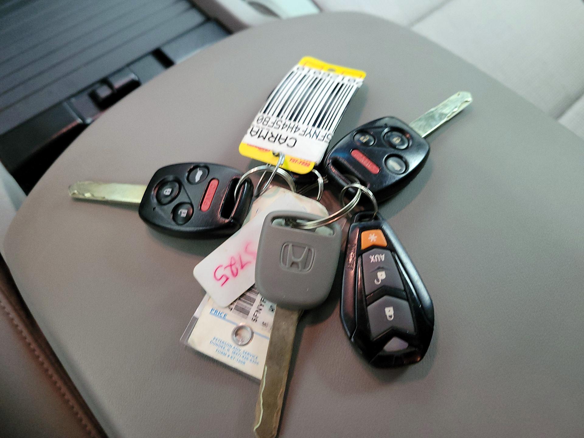 Thumbnail: 2015 Honda Pilot - 18