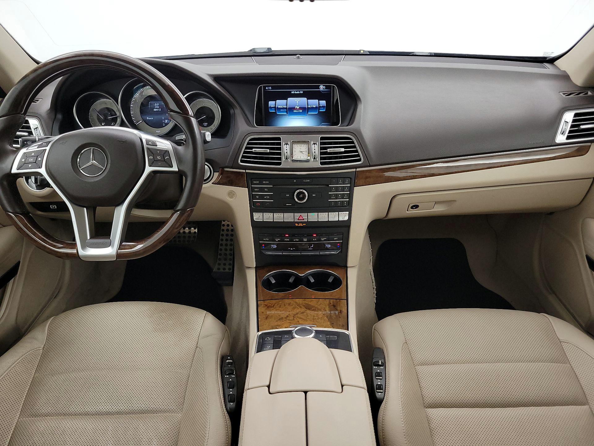 Thumbnail: 2016 Mercedes-Benz E-Class - 9